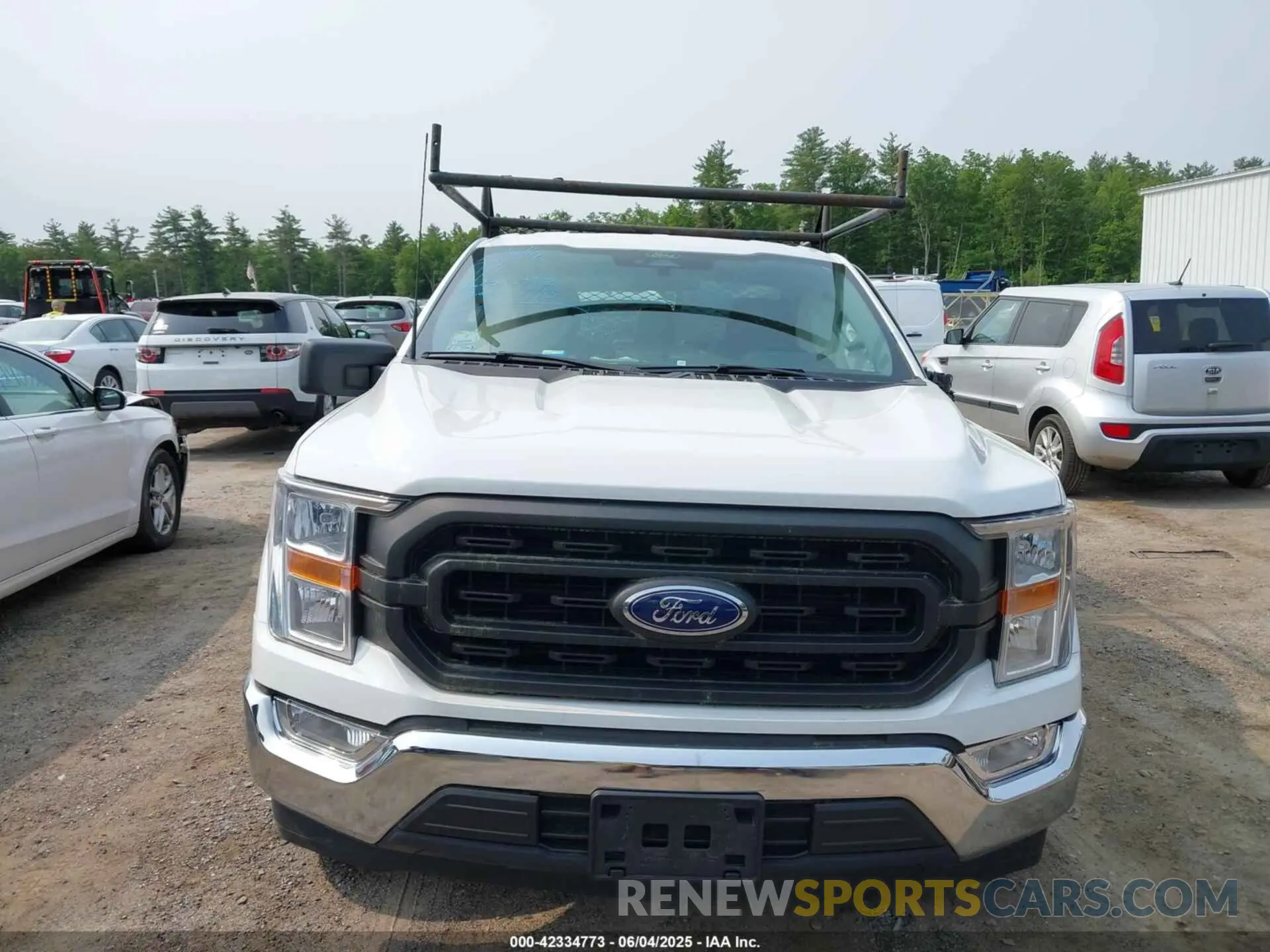 13 Photograph of a damaged car 1FTMF1CB4NKE00254 FORD F-150 2022