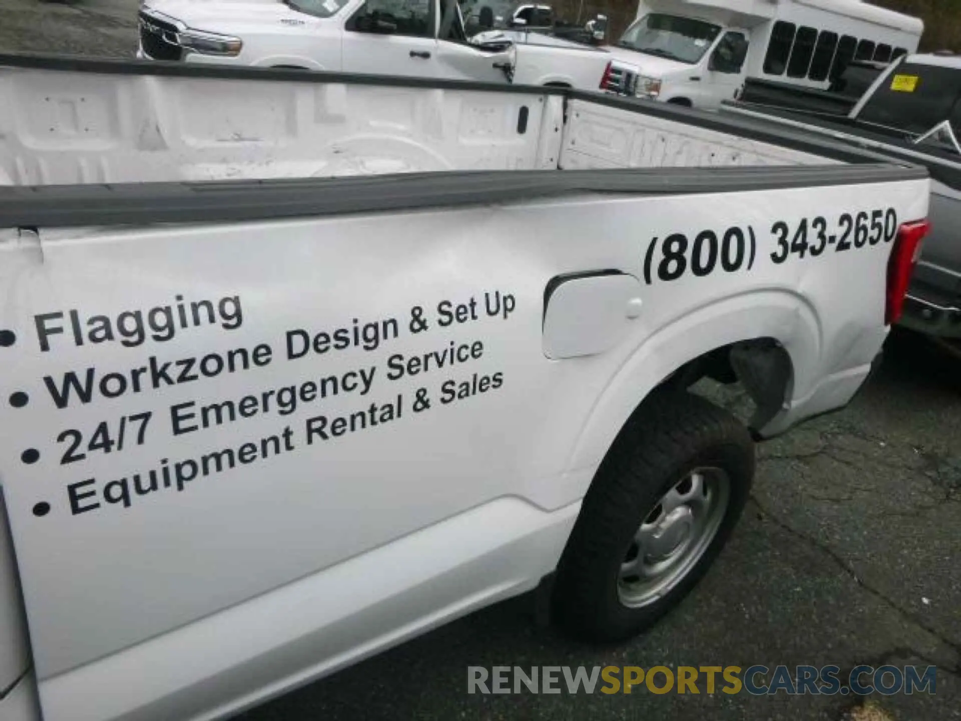 25 Photograph of a damaged car 1FTMF1CB5NKD89975 FORD F-150 2022