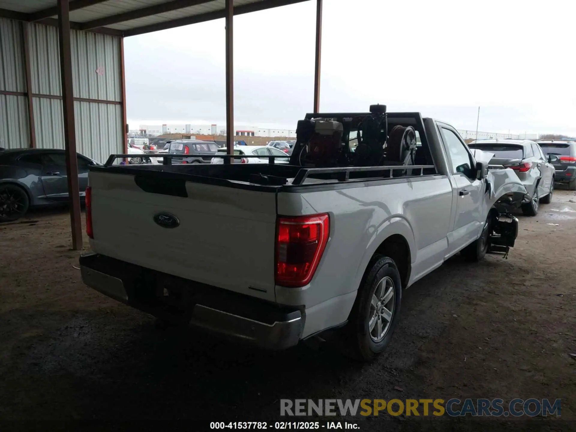 4 Photograph of a damaged car 1FTMF1CP0NKD88843 FORD F-150 2022
