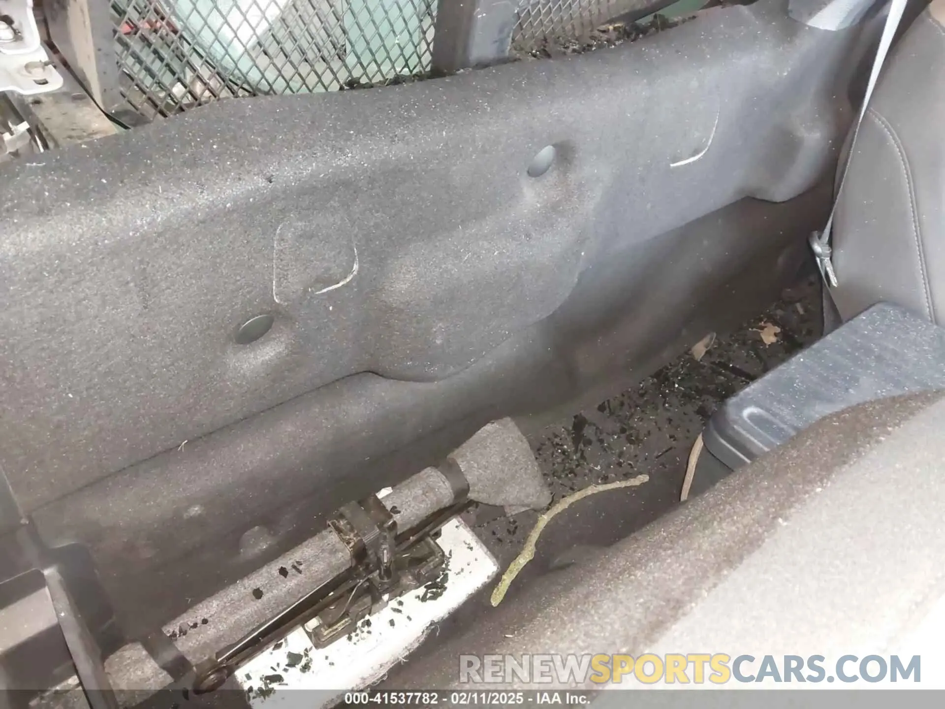8 Photograph of a damaged car 1FTMF1CP0NKD88843 FORD F-150 2022