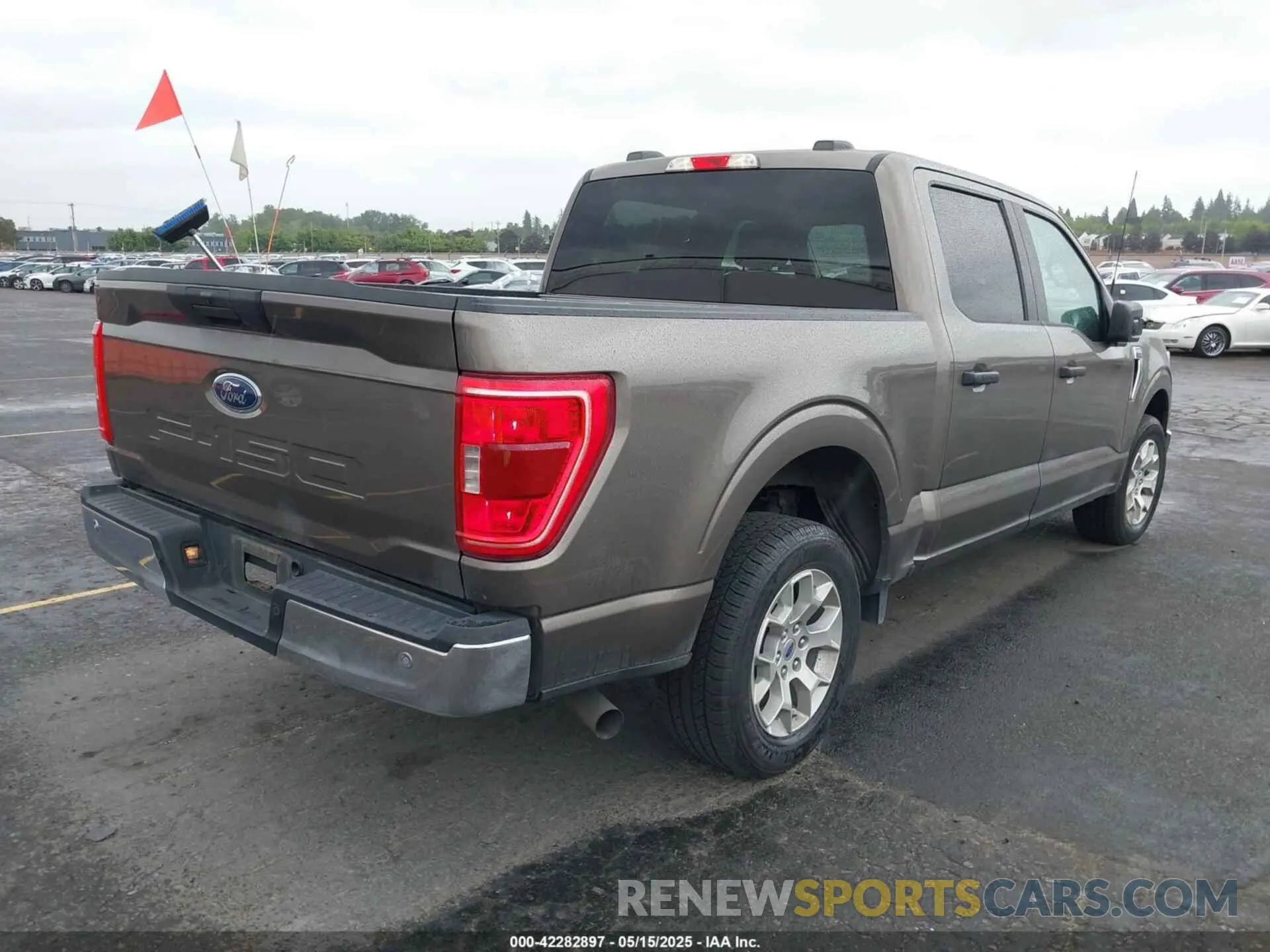 4 Photograph of a damaged car 1FTEW1C51PFB46321 FORD F-150 2023