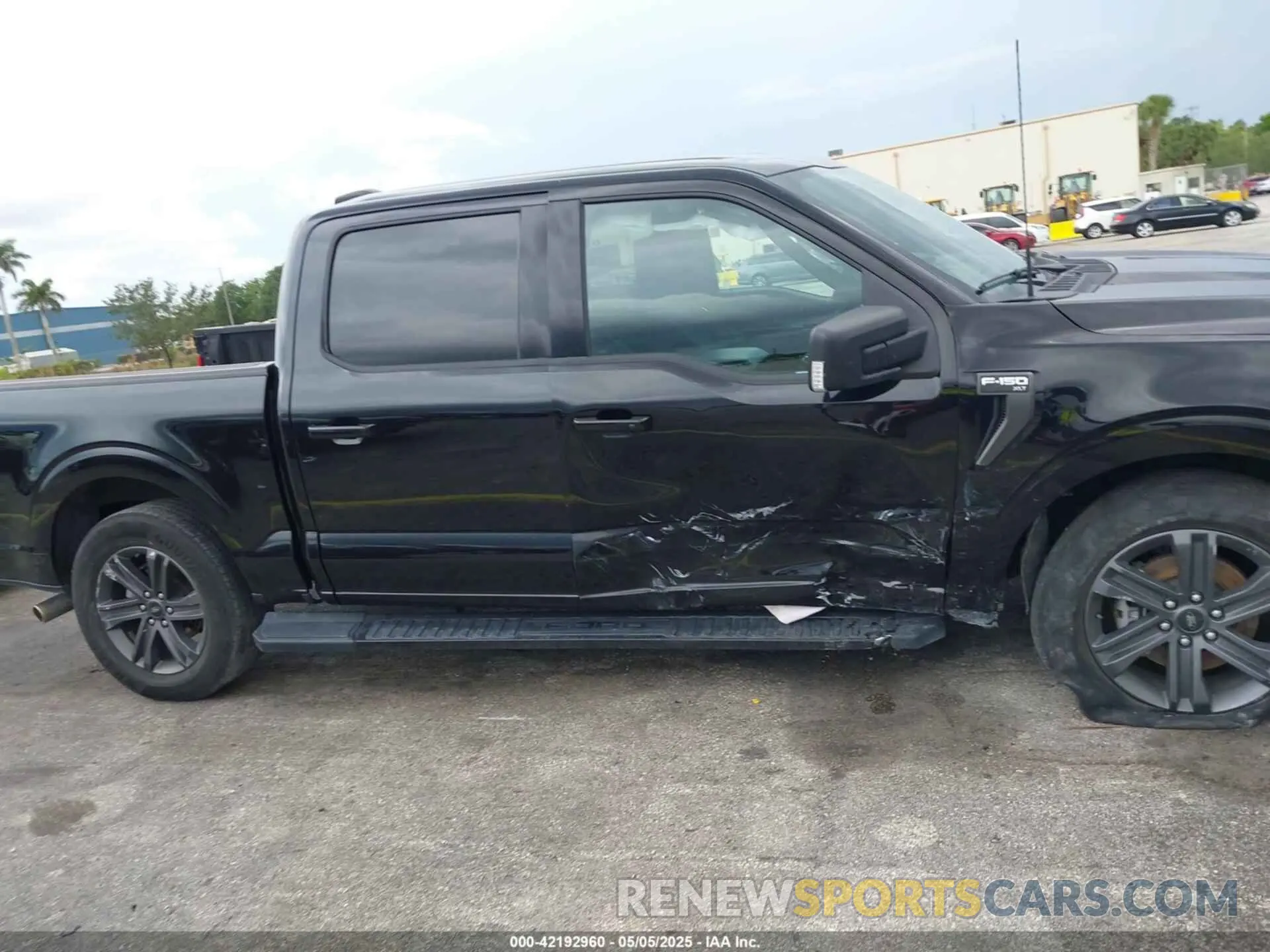 13 Photograph of a damaged car 1FTEW1C52PFA90311 FORD F-150 2023