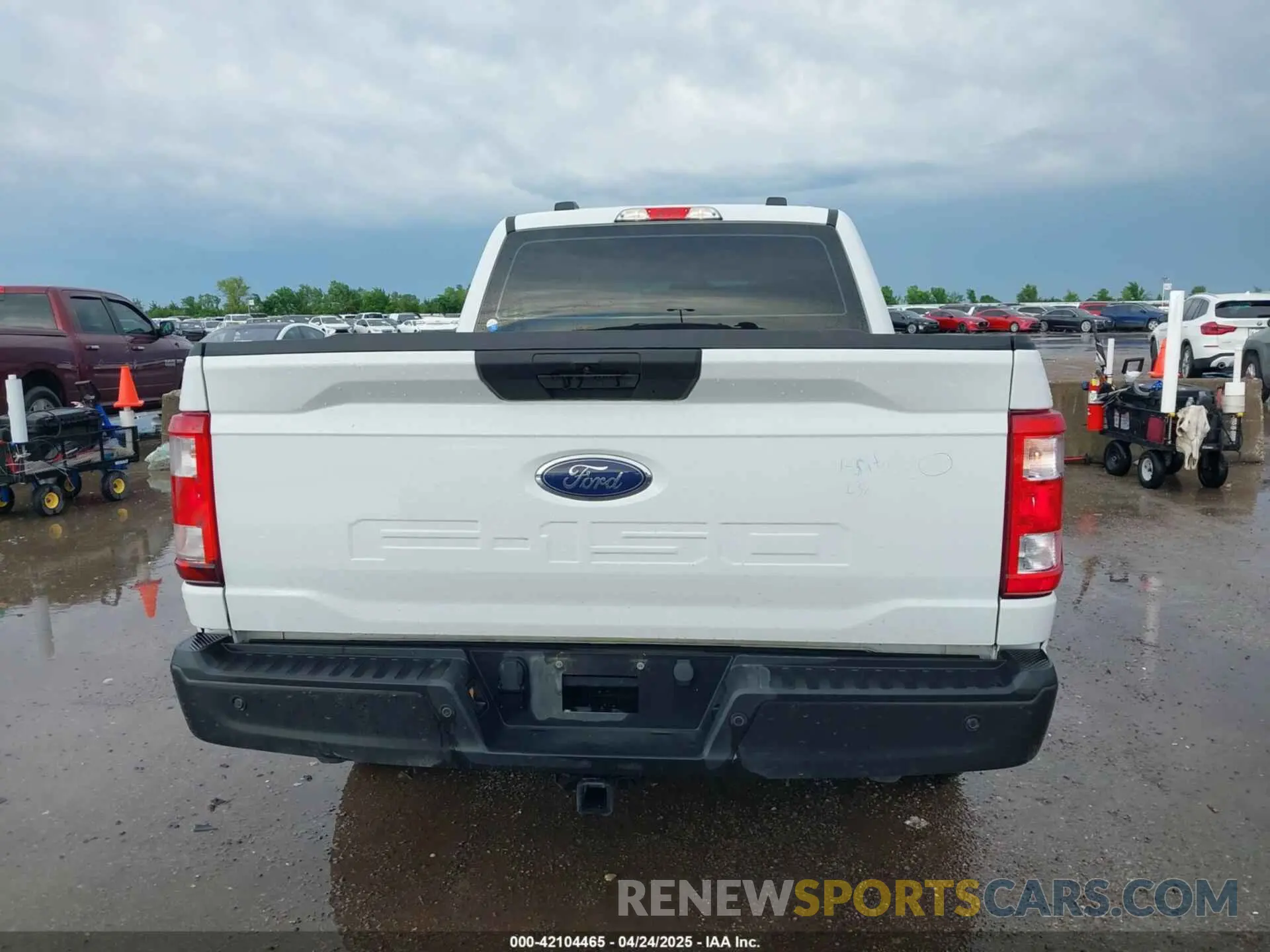 16 Photograph of a damaged car 1FTEW1C52PKF75099 FORD F-150 2023