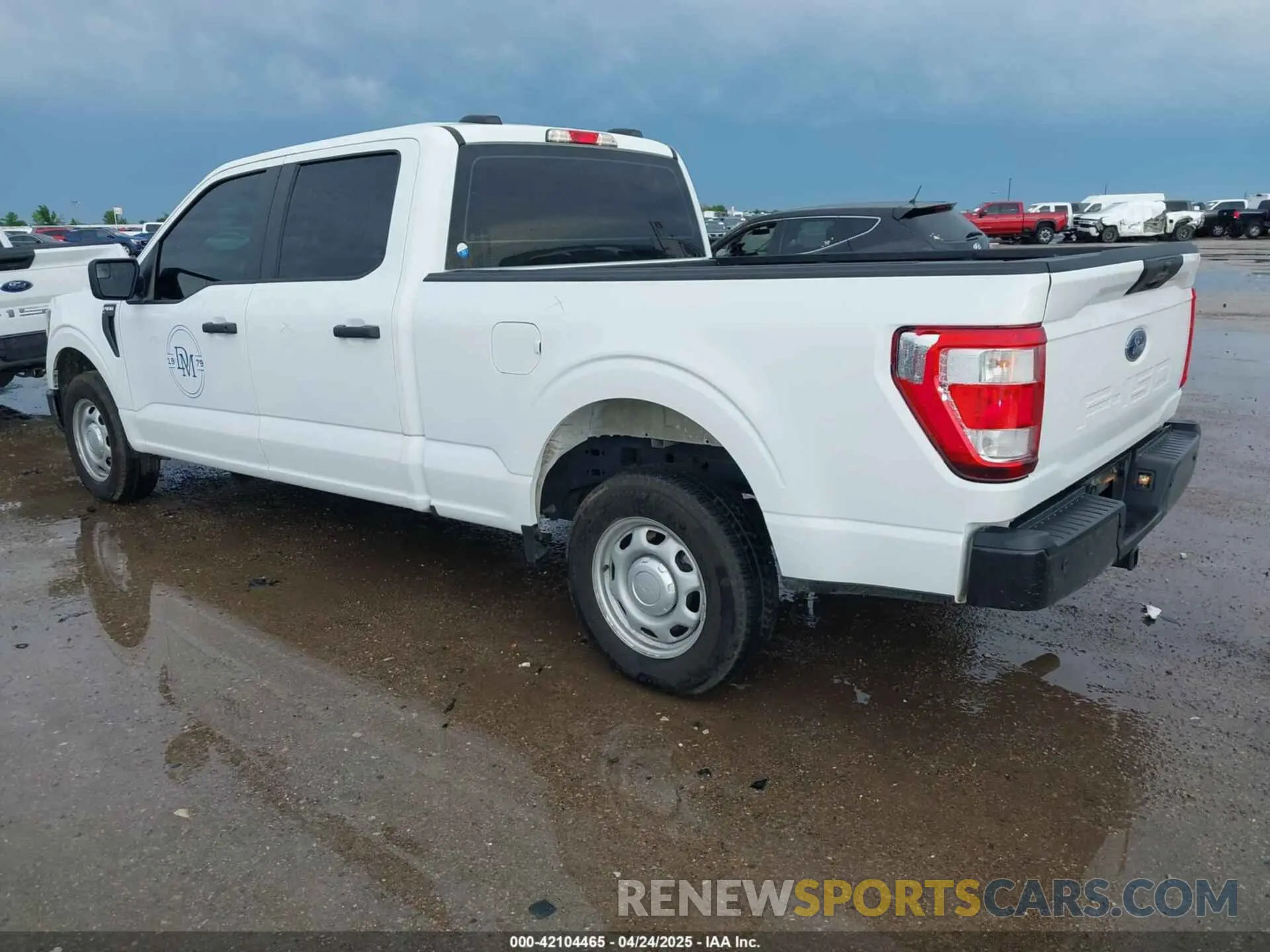 3 Photograph of a damaged car 1FTEW1C52PKF75099 FORD F-150 2023