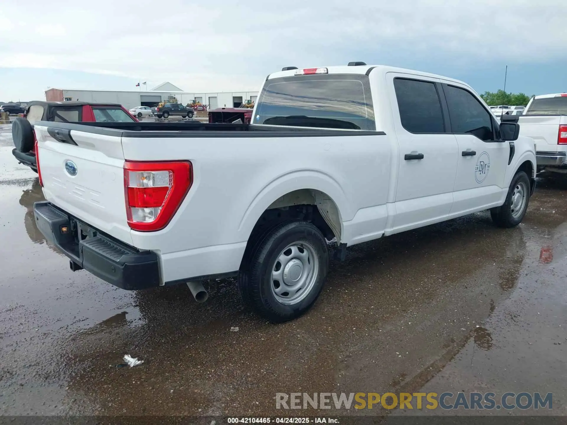 4 Photograph of a damaged car 1FTEW1C52PKF75099 FORD F-150 2023
