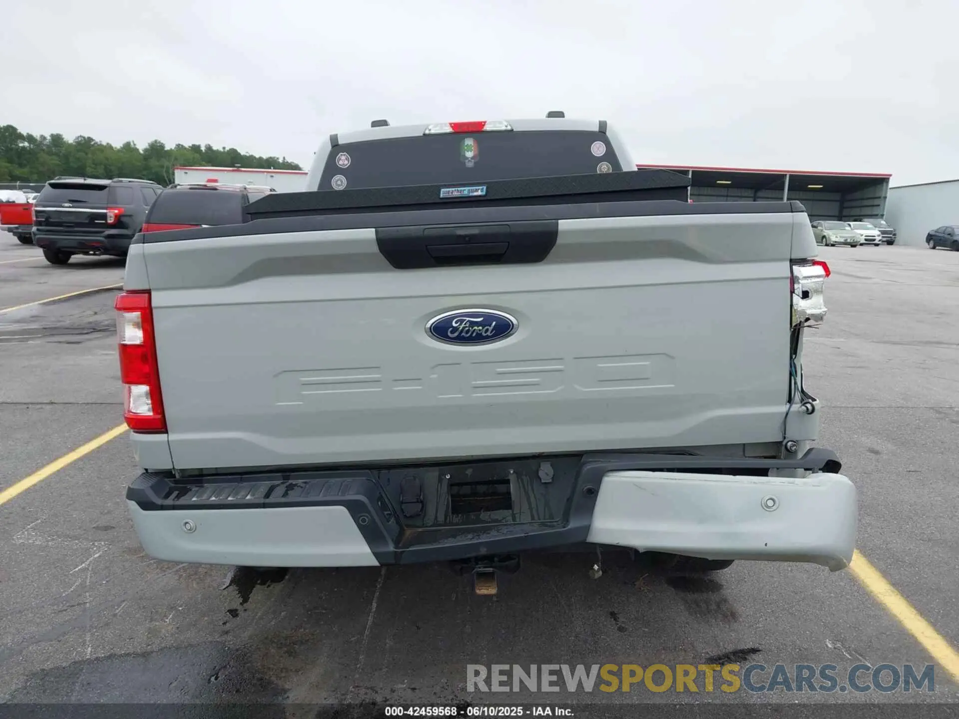 20 Photograph of a damaged car 1FTEW1C54PKD66883 FORD F-150 2023