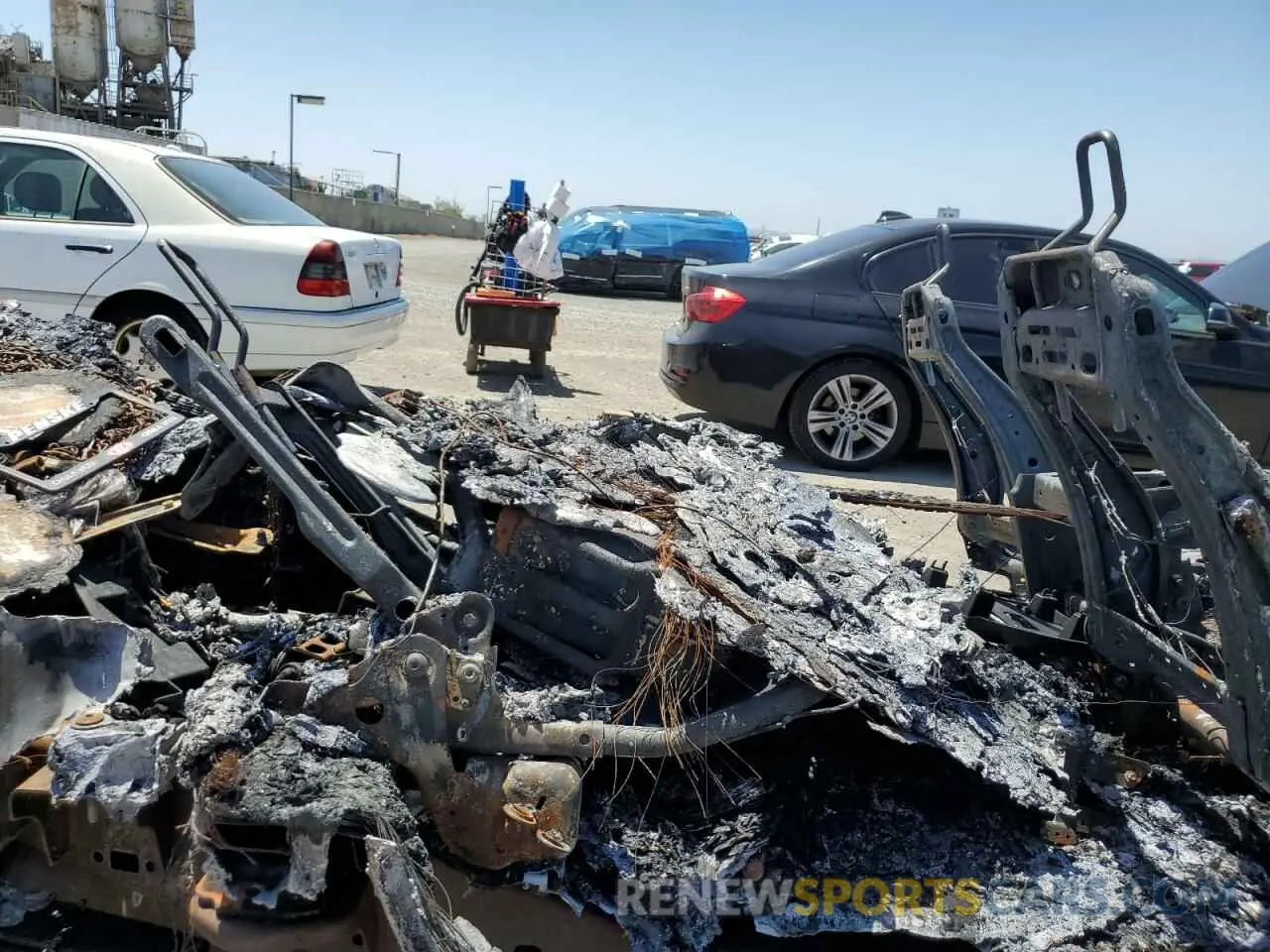 10 Photograph of a damaged car 1FTEW1C54PKD87538 FORD F-150 2023