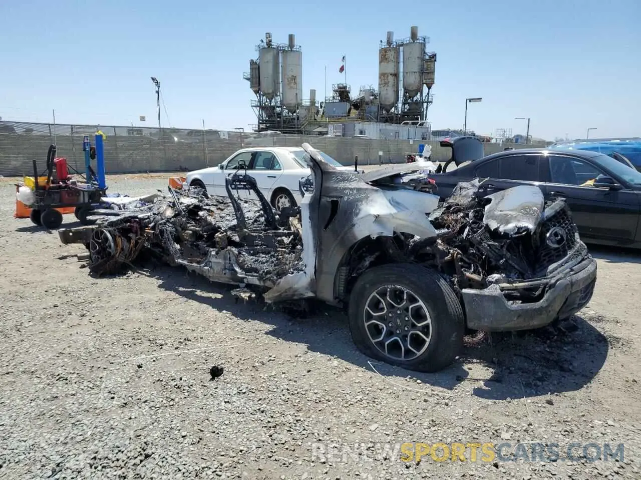 4 Photograph of a damaged car 1FTEW1C54PKD87538 FORD F-150 2023