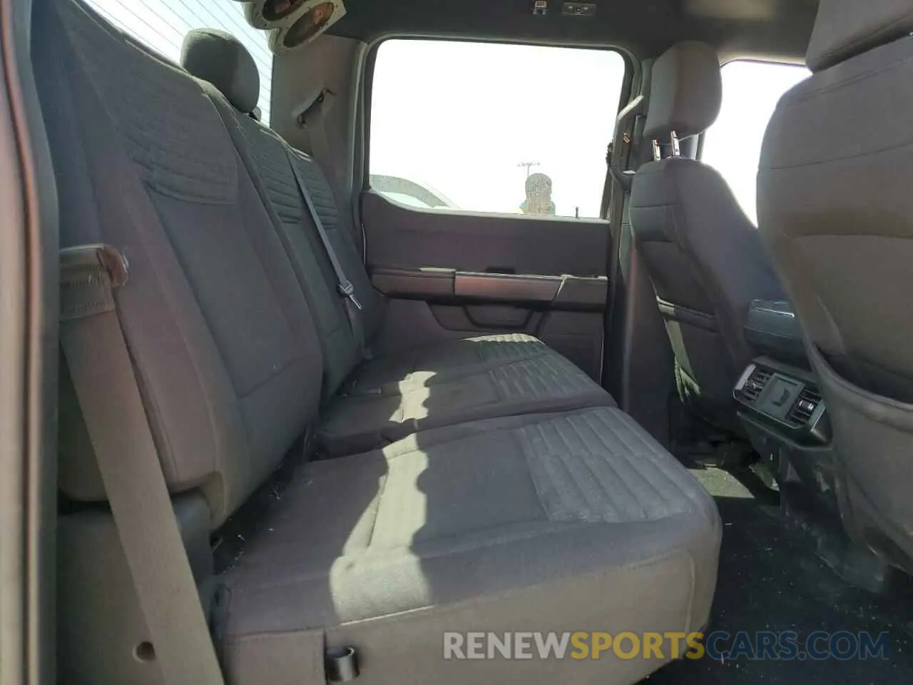 10 Photograph of a damaged car 1FTEW1C54PKF82670 FORD F-150 2023