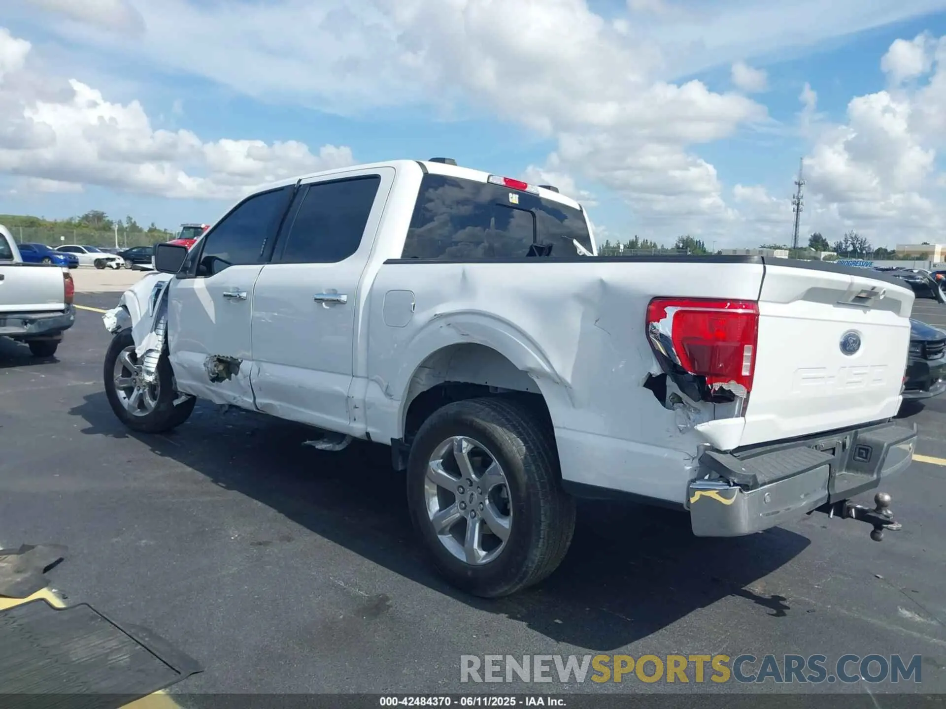 3 Photograph of a damaged car 1FTEW1C59PKE37513 FORD F-150 2023
