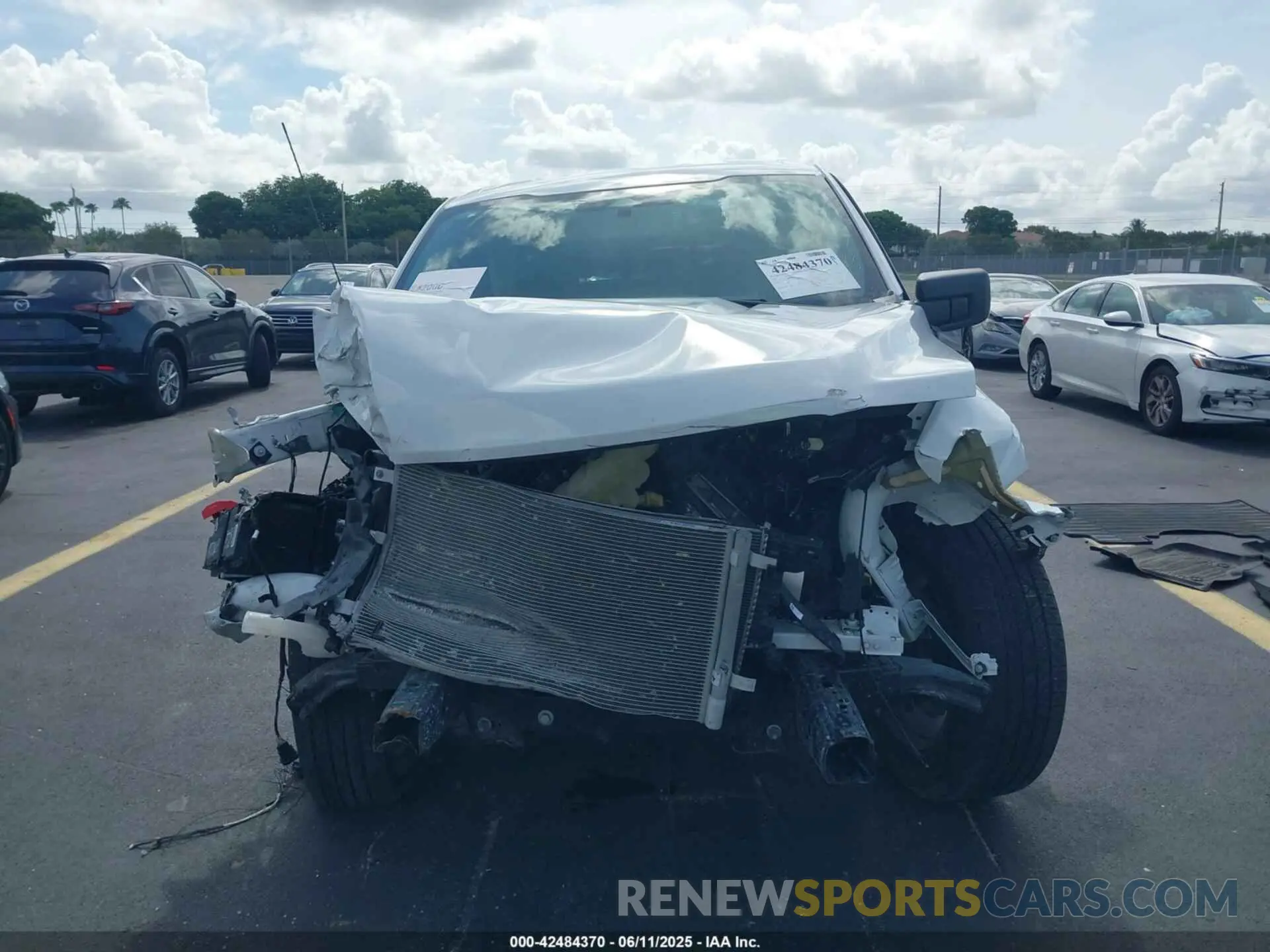 6 Photograph of a damaged car 1FTEW1C59PKE37513 FORD F-150 2023