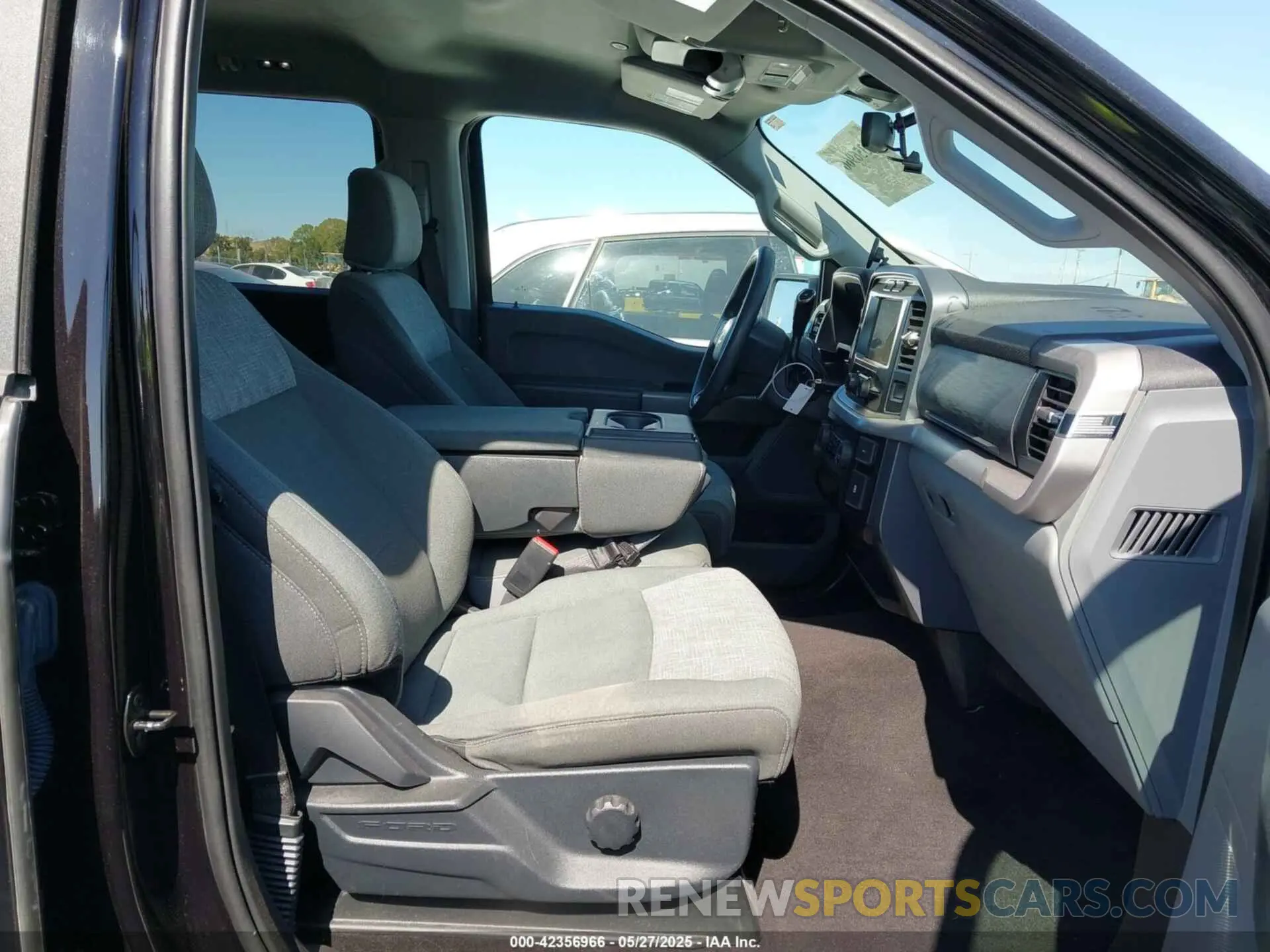 5 Photograph of a damaged car 1FTEW1C80PKD24124 FORD F-150 2023