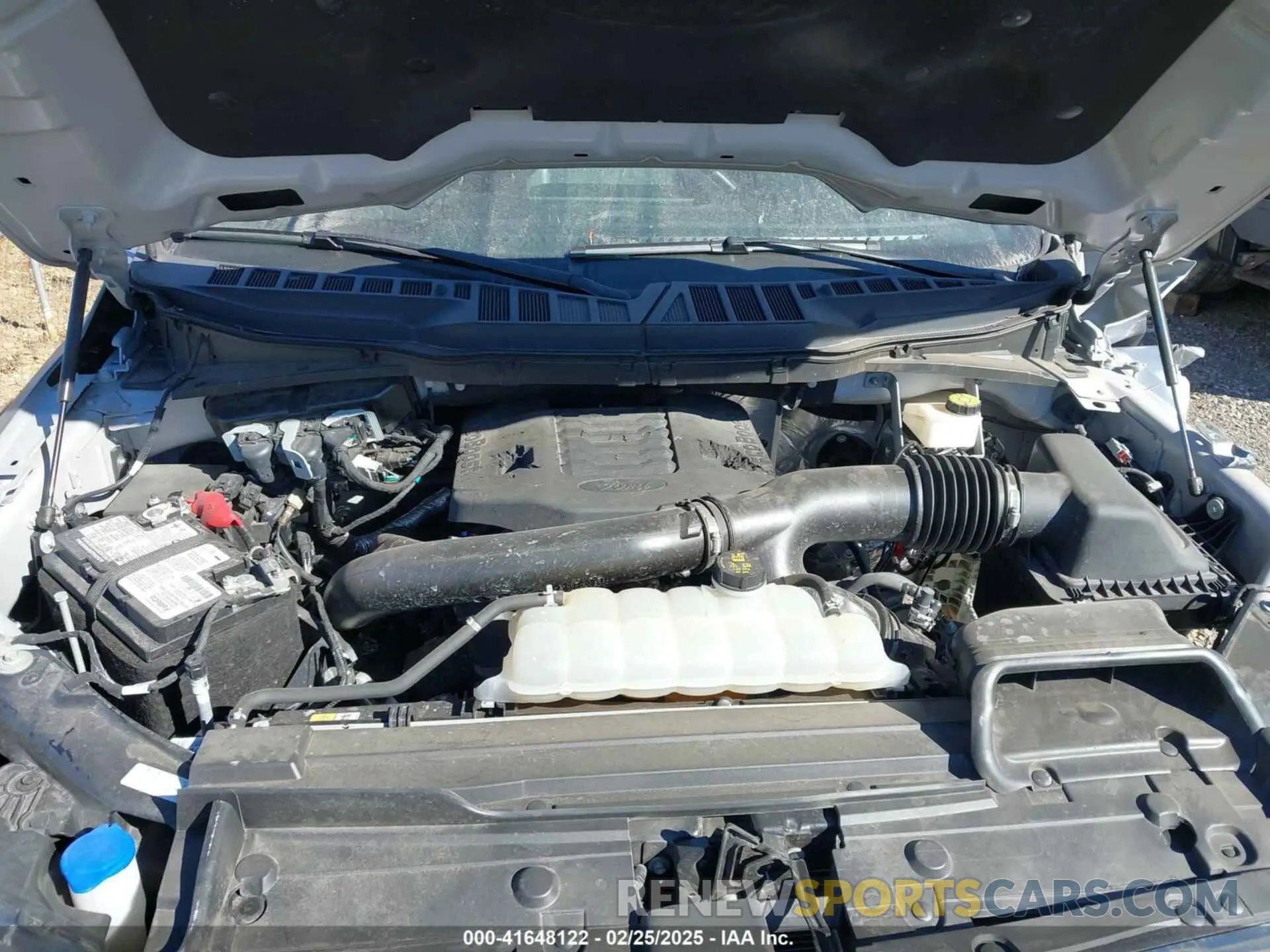 10 Photograph of a damaged car 1FTEW1C80PKE77571 FORD F-150 2023