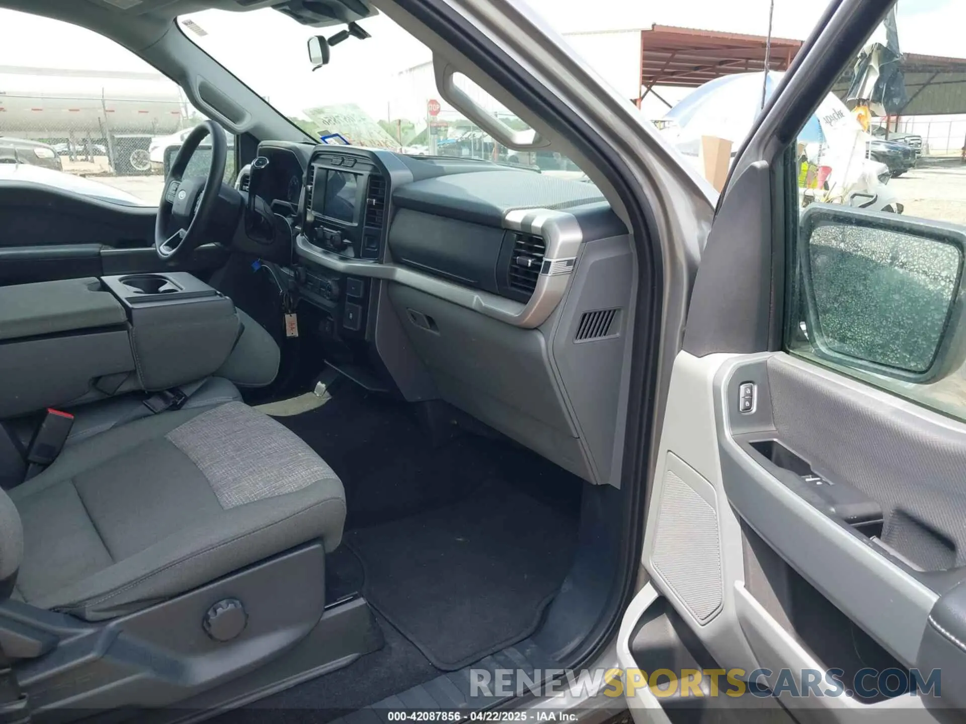 5 Photograph of a damaged car 1FTEW1C84PKD69454 FORD F-150 2023