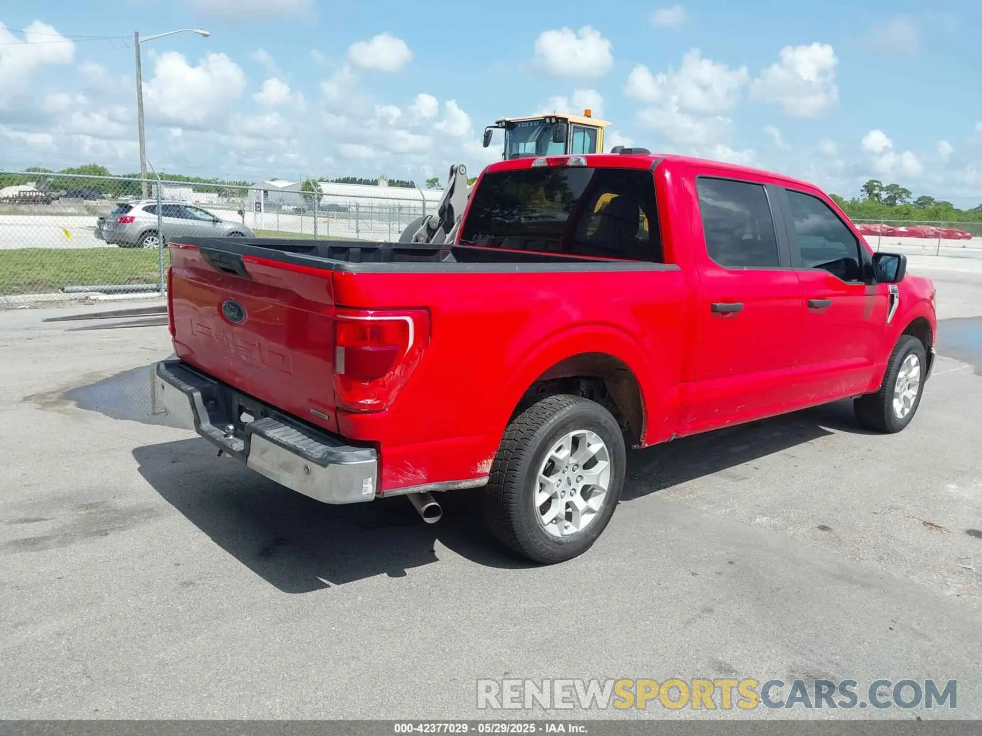 4 Photograph of a damaged car 1FTEW1C8XPKD75596 FORD F-150 2023