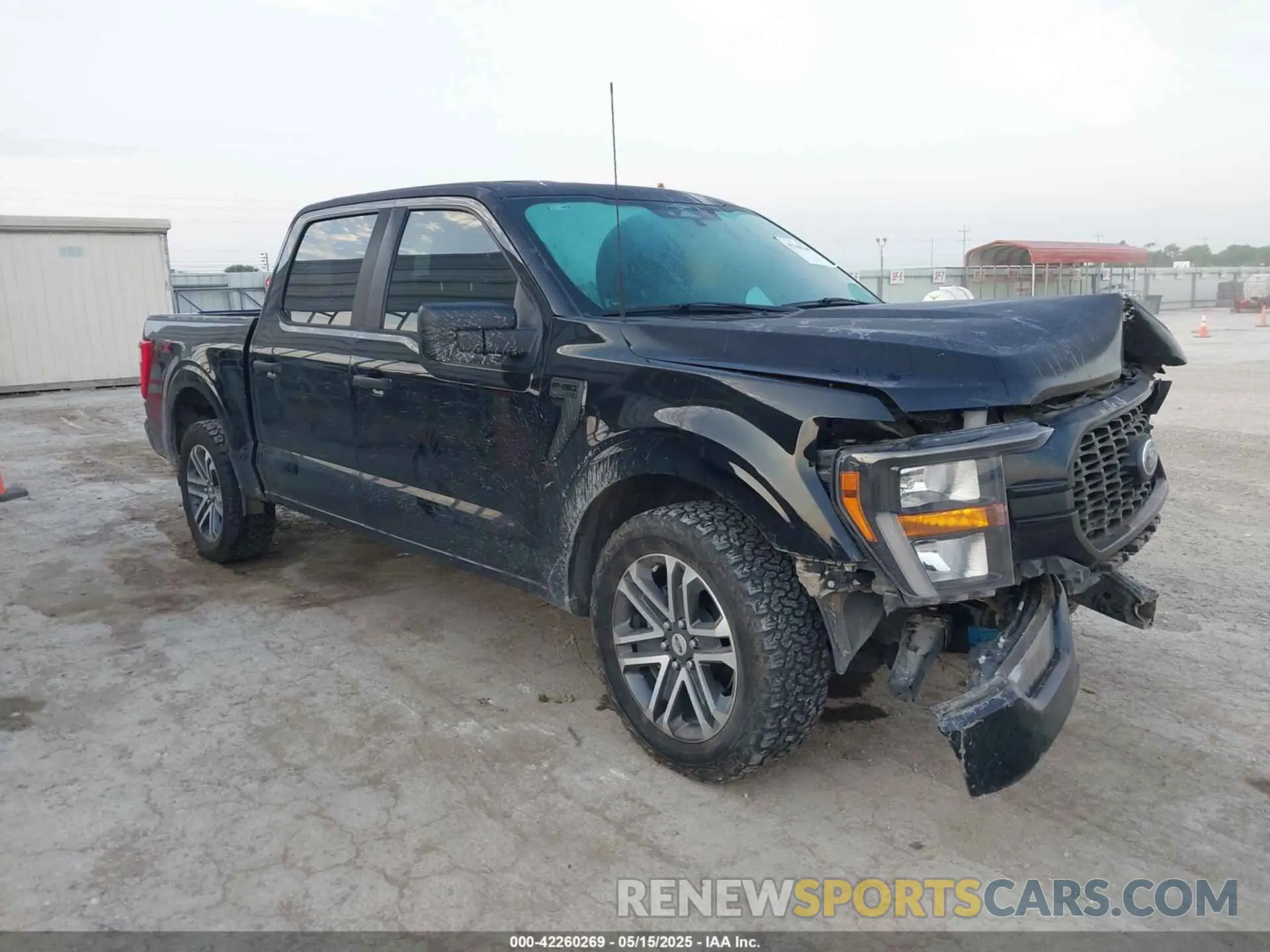 1 Photograph of a damaged car 1FTEW1CP0PKE36512 FORD F-150 2023