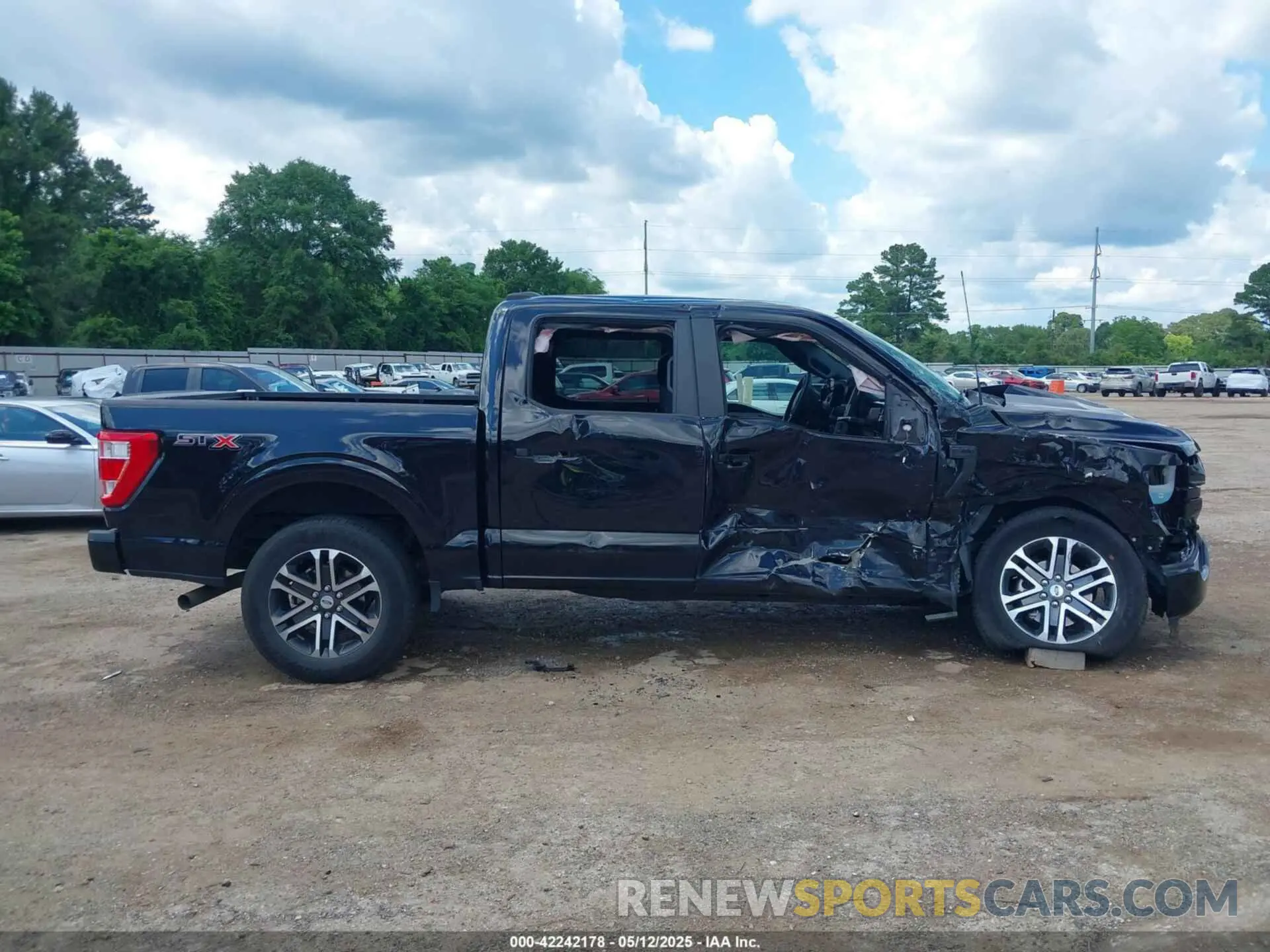 14 Photograph of a damaged car 1FTEW1CP3PKE31756 FORD F-150 2023
