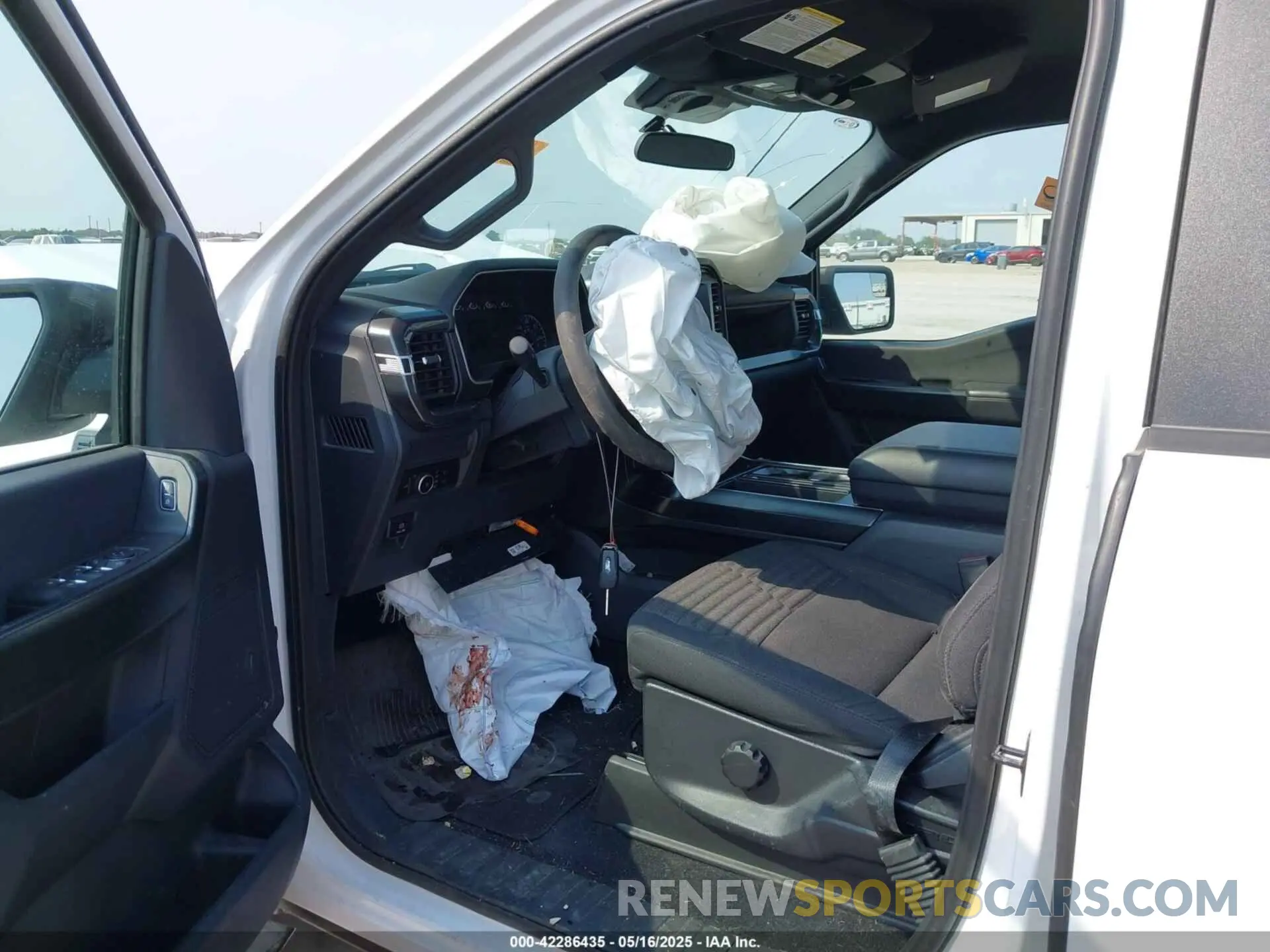 17 Photograph of a damaged car 1FTEW1CP3PKE97501 FORD F-150 2023