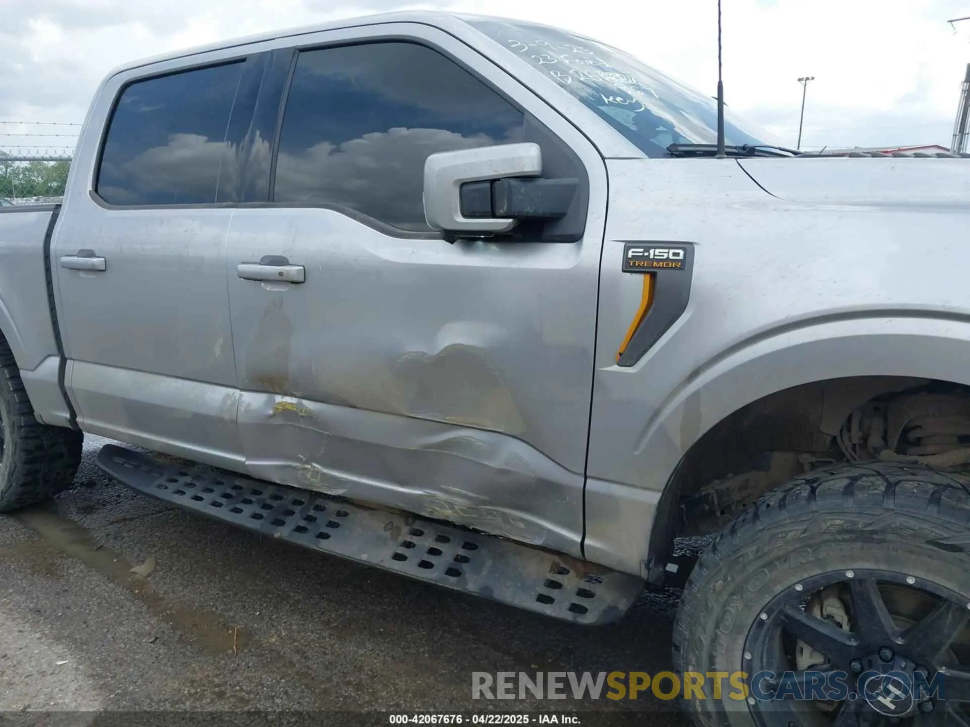 6 Photograph of a damaged car 1FTEW1E83PFB26367 FORD F-150 2023