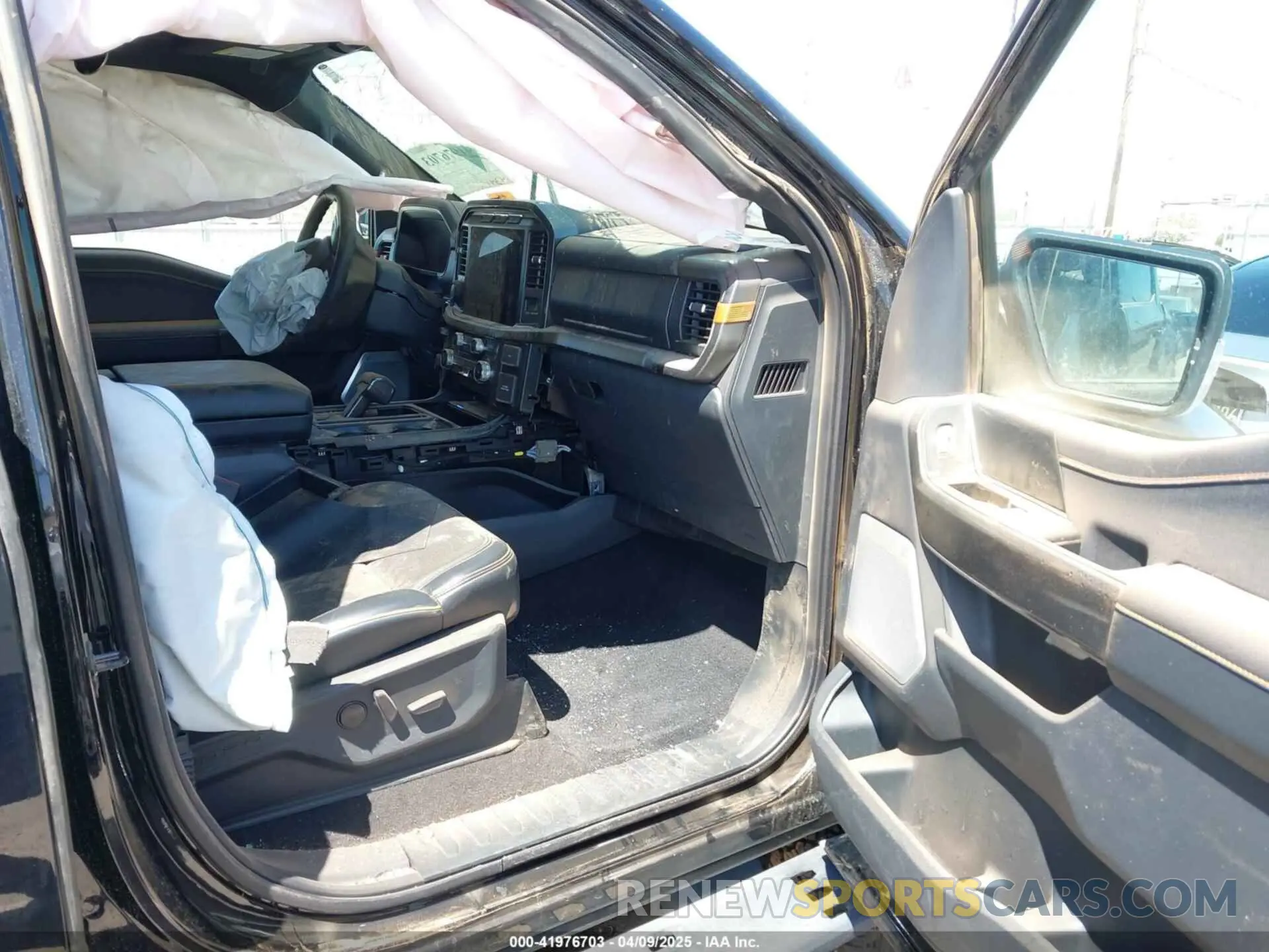 5 Photograph of a damaged car 1FTEW1E85PFB49813 FORD F-150 2023