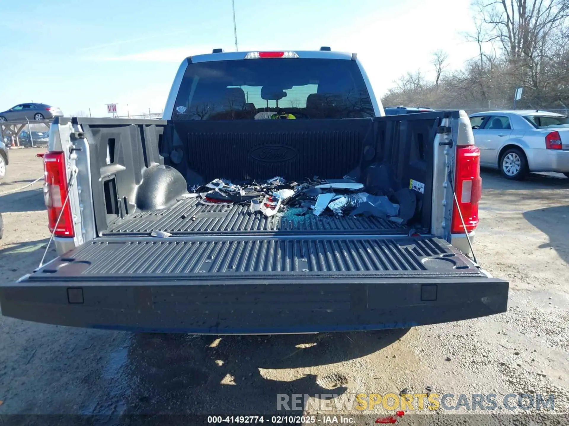 17 Photograph of a damaged car 1FTEW1EP0PFD33788 FORD F-150 2023