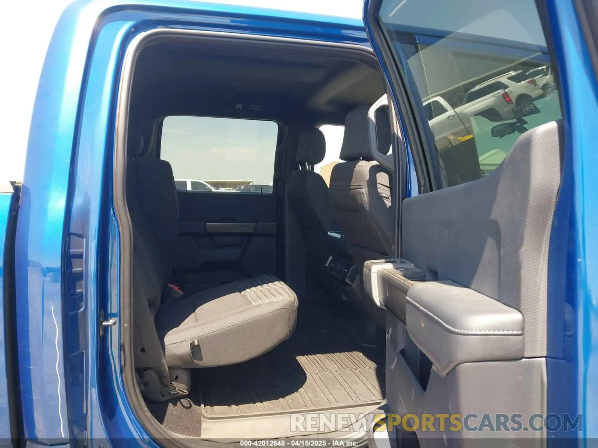 8 Photograph of a damaged car 1FTEW1EP0PKE27385 FORD F-150 2023