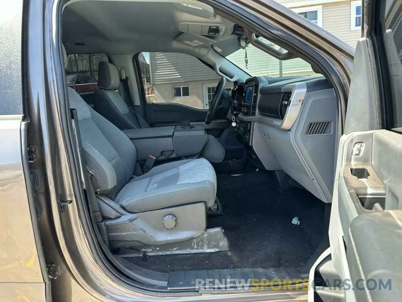 6 Photograph of a damaged car 1FTEW1EP1PFA41180 FORD F-150 2023