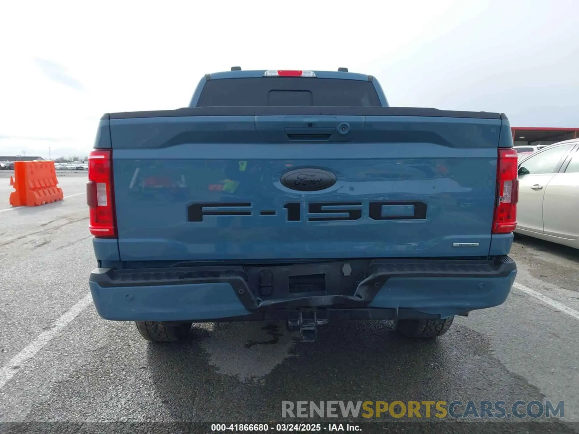 17 Photograph of a damaged car 1FTEW1EP1PKE54711 FORD F-150 2023