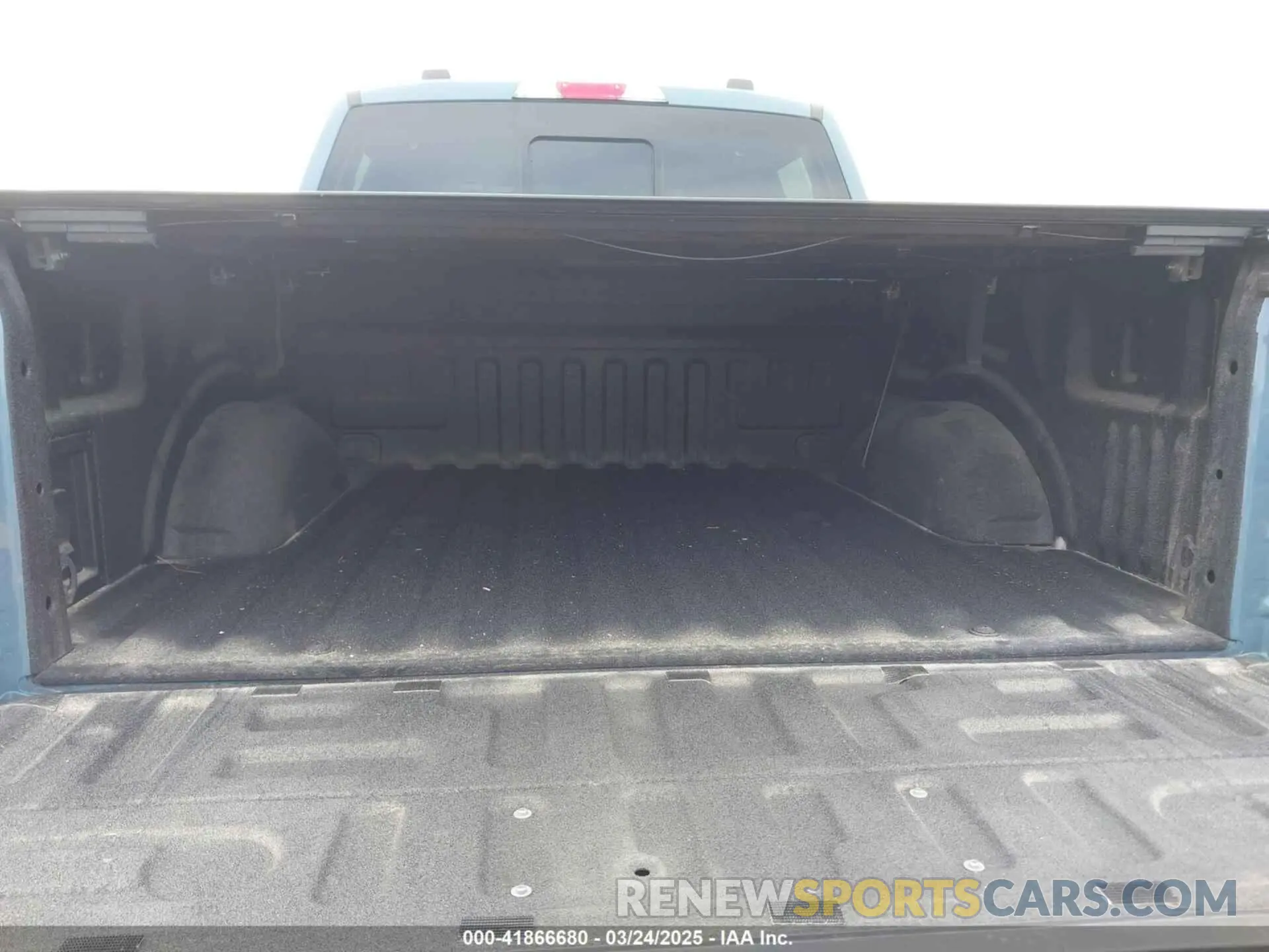 18 Photograph of a damaged car 1FTEW1EP1PKE54711 FORD F-150 2023