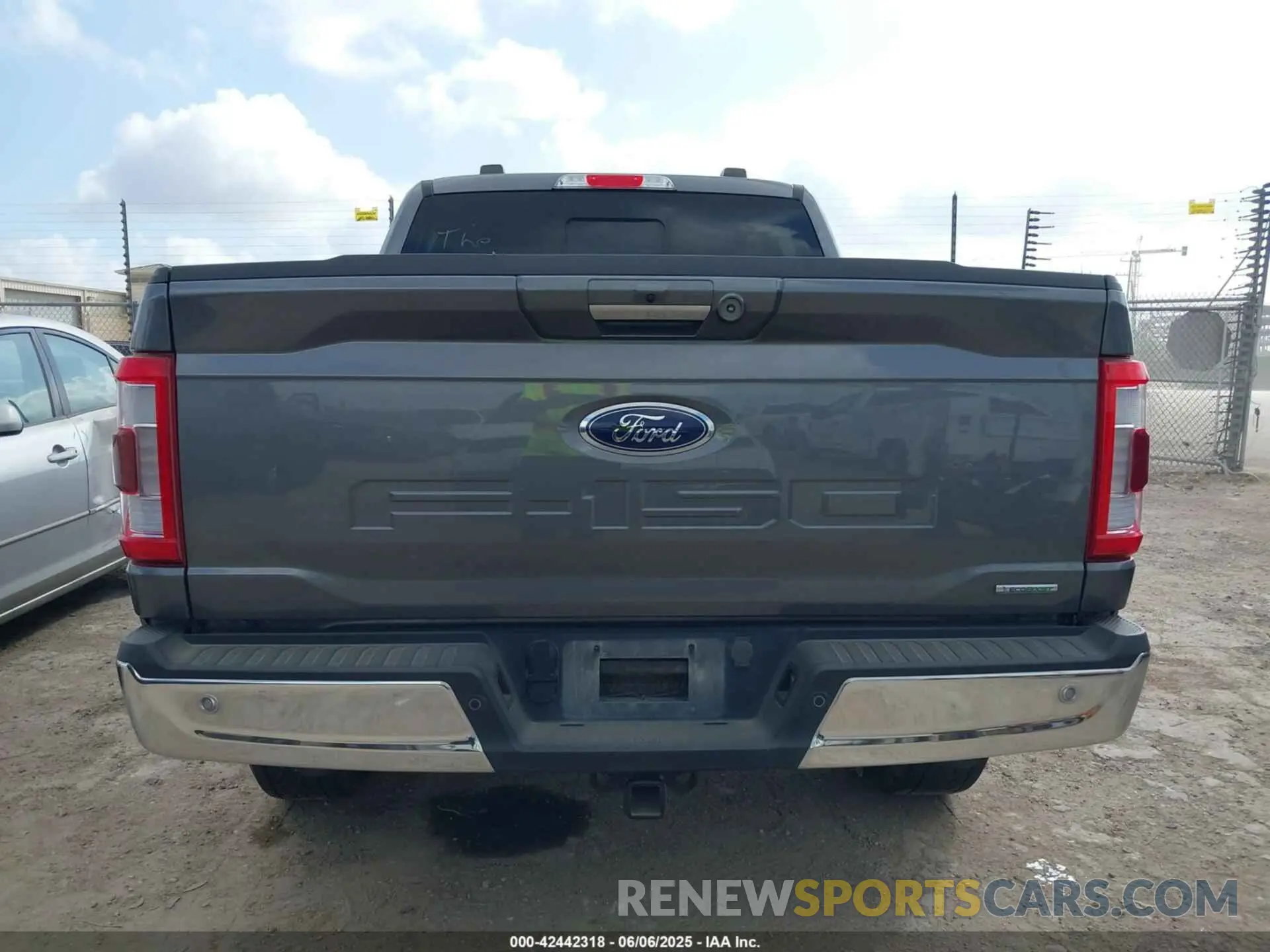 16 Photograph of a damaged car 1FTEW1EP6PFC07287 FORD F-150 2023