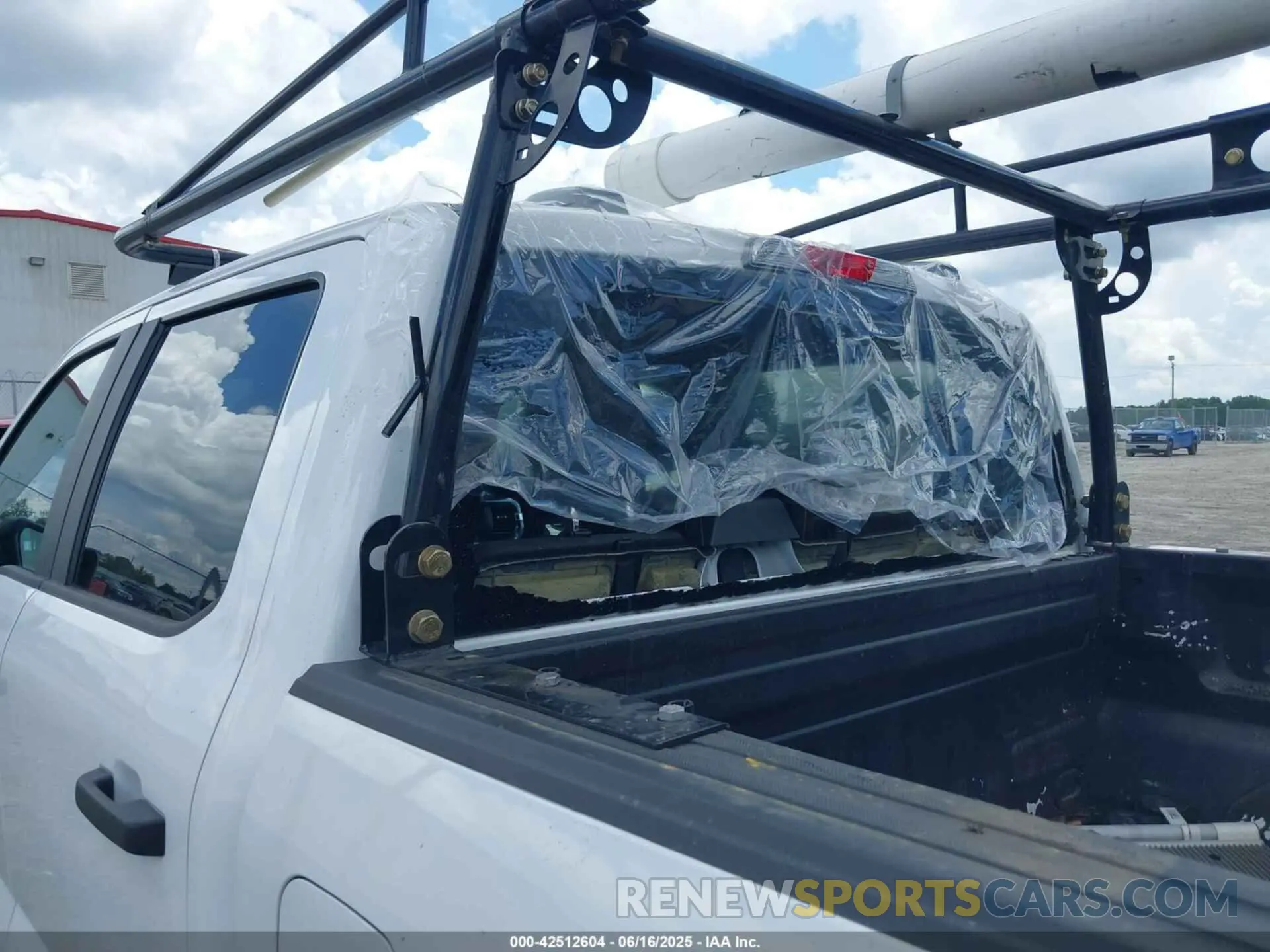 17 Photograph of a damaged car 1FTEW1EP7PKF38757 FORD F-150 2023