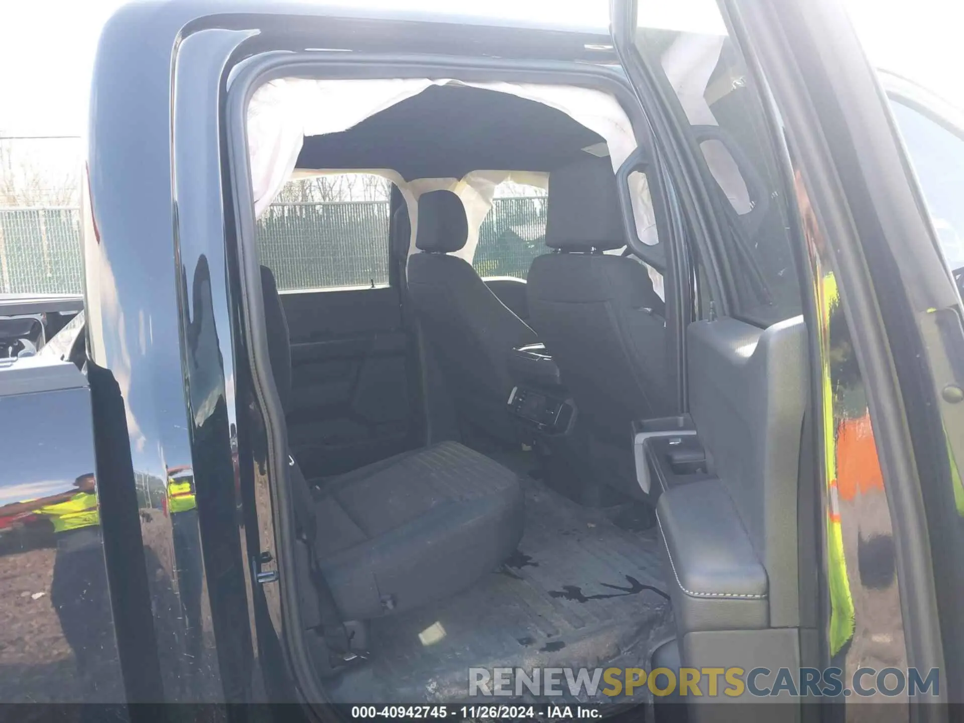 8 Photograph of a damaged car 1FTEW1EP8PFA77576 FORD F-150 2023