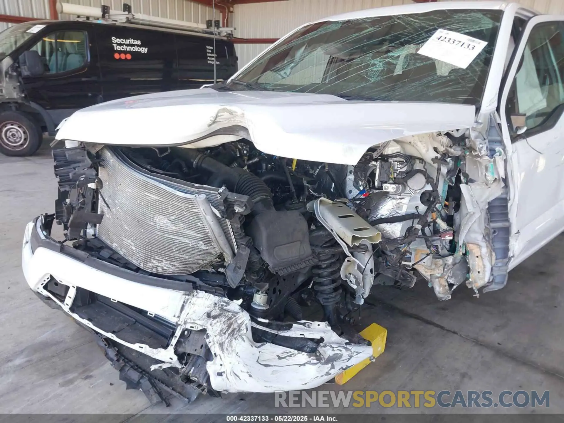 6 Photograph of a damaged car 1FTEX1CP1PKE18310 FORD F-150 2023