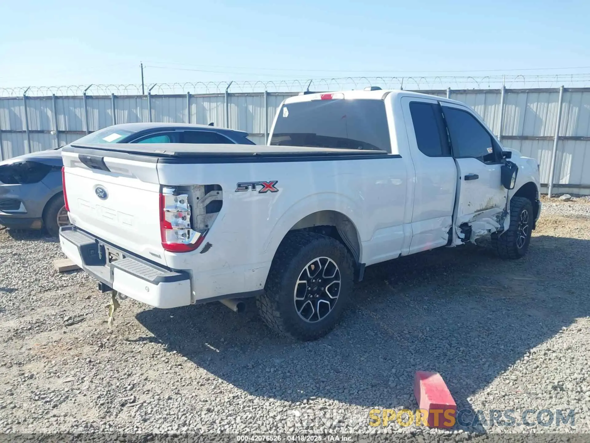 4 Photograph of a damaged car 1FTEX1CP3PKE32192 FORD F-150 2023