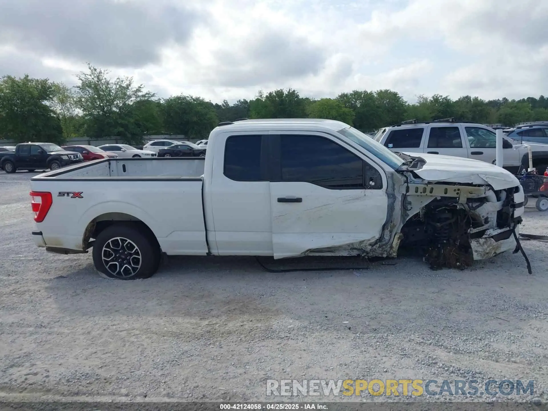 13 Photograph of a damaged car 1FTEX1CP9PKF91606 FORD F-150 2023