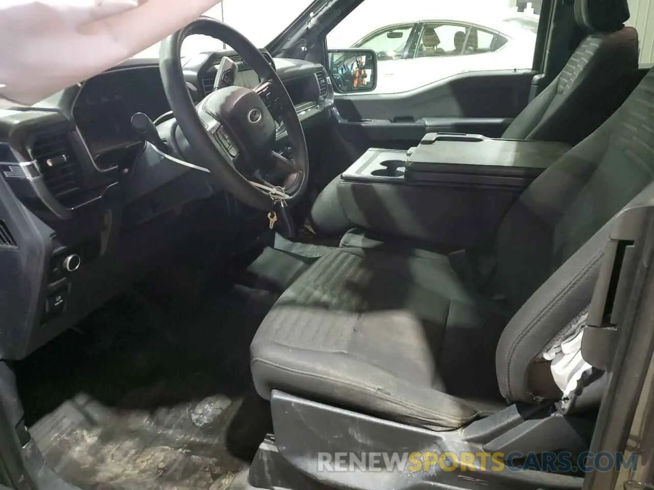 7 Photograph of a damaged car 1FTEX1EP1PFA80400 FORD F-150 2023