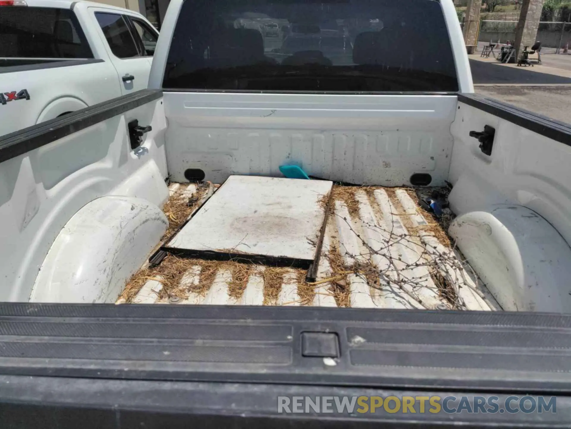 14 Photograph of a damaged car 1FTEX1EP1PKE64815 FORD F-150 2023