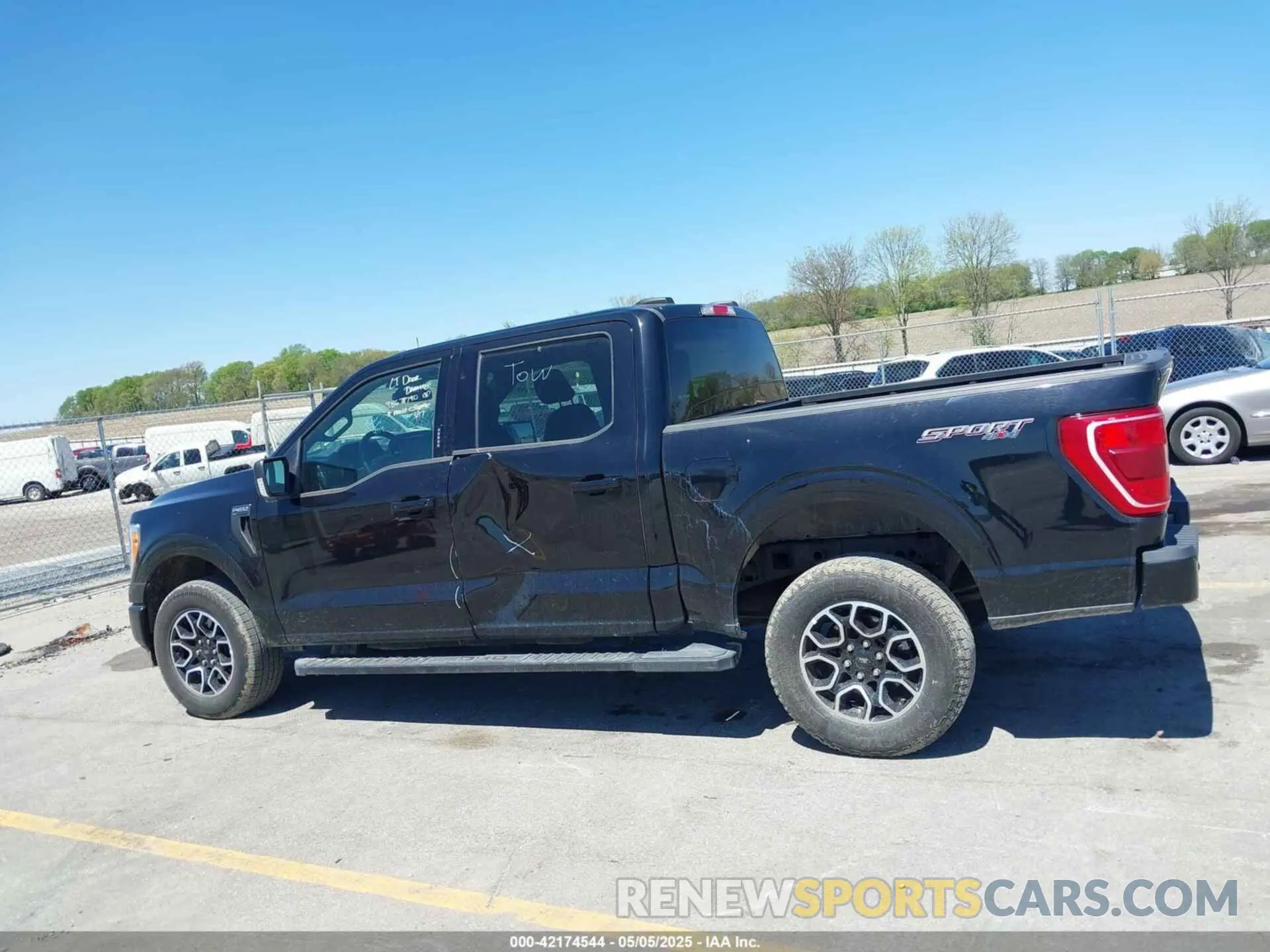 15 Photograph of a damaged car 1FTFW1E50PFB73849 FORD F-150 2023