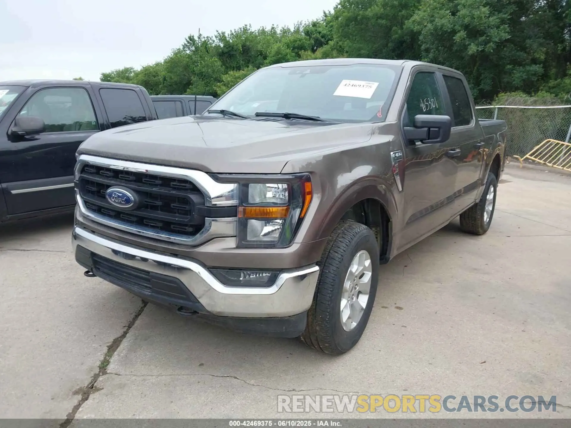 2 Photograph of a damaged car 1FTFW1E51PFC34285 FORD F-150 2023