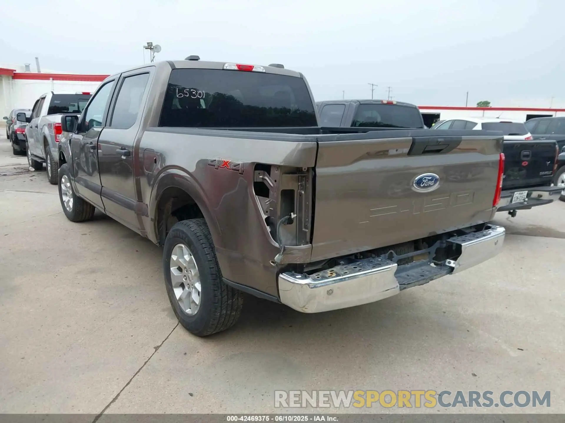 3 Photograph of a damaged car 1FTFW1E51PFC34285 FORD F-150 2023