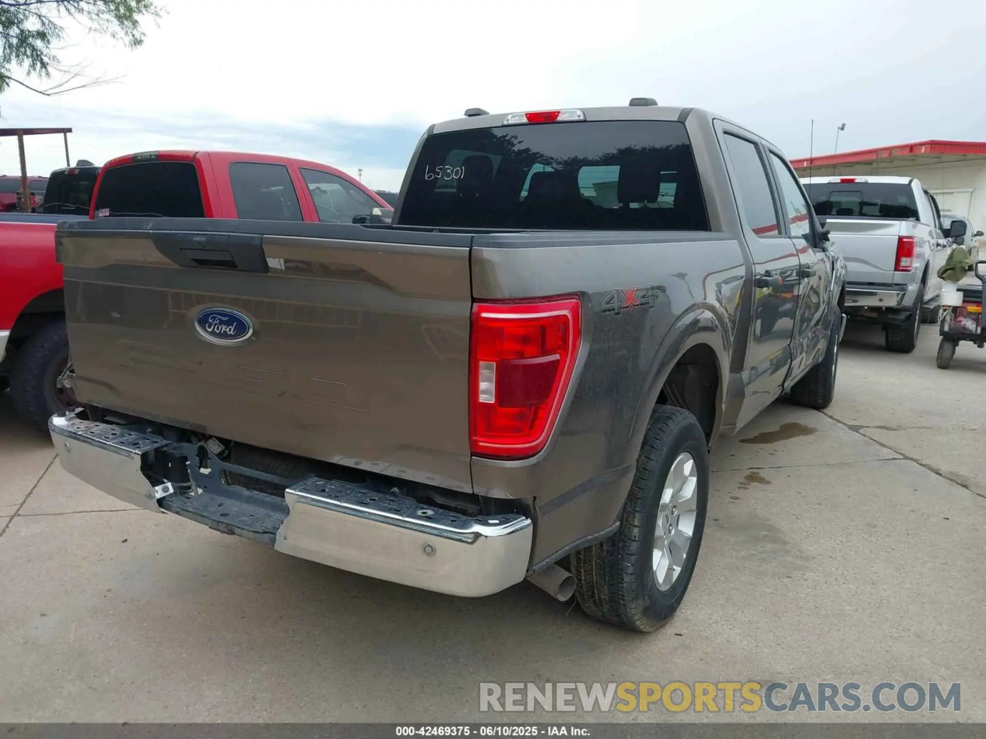 4 Photograph of a damaged car 1FTFW1E51PFC34285 FORD F-150 2023
