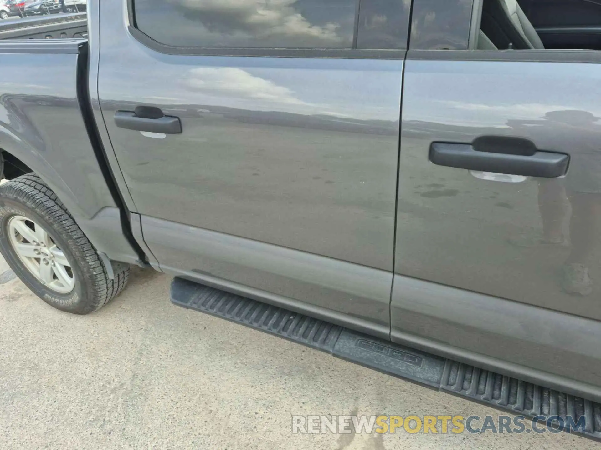 12 Photograph of a damaged car 1FTFW1E55PFA08251 FORD F-150 2023