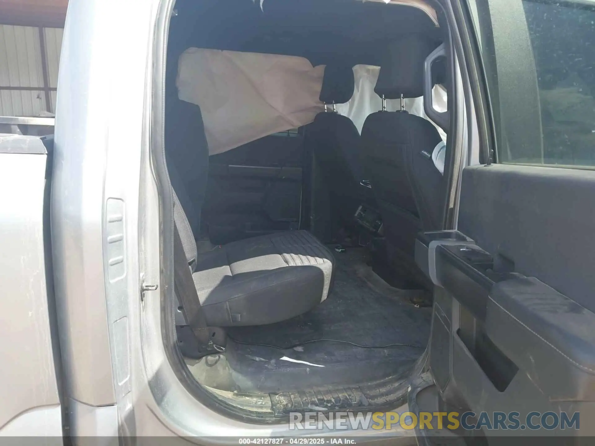 8 Photograph of a damaged car 1FTFW1E55PKE96110 FORD F-150 2023