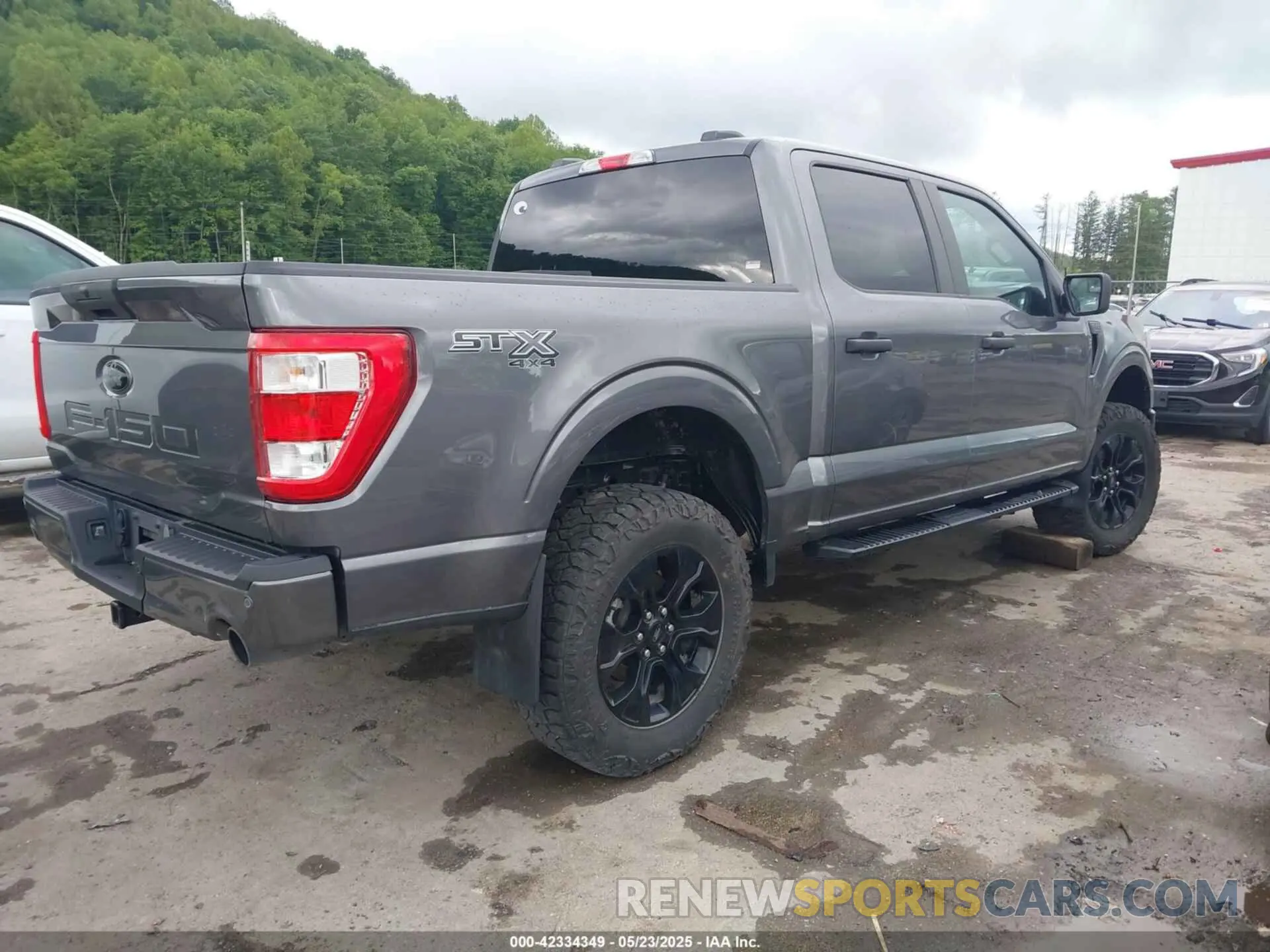 4 Photograph of a damaged car 1FTFW1E58PFA85521 FORD F-150 2023