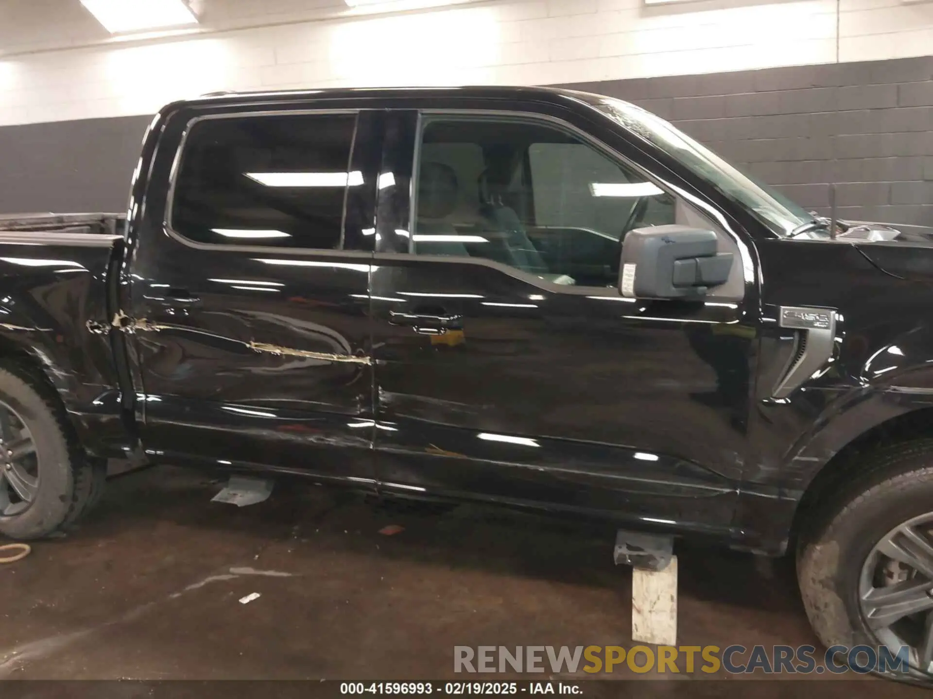 18 Photograph of a damaged car 1FTFW1E5XPKE80999 FORD F-150 2023