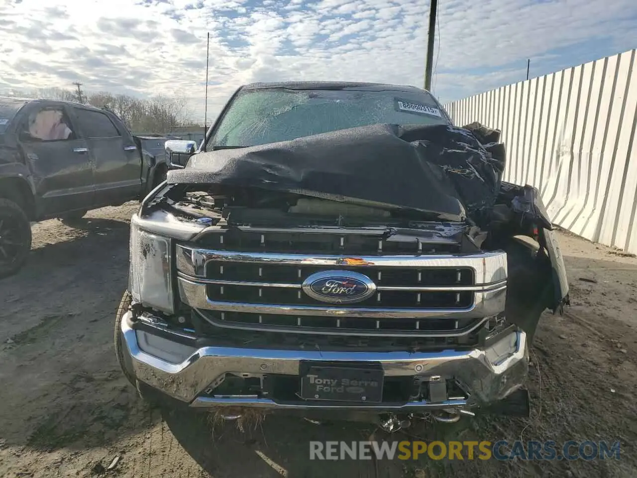 5 Photograph of a damaged car 1FTFW1E80PFA47842 FORD F-150 2023