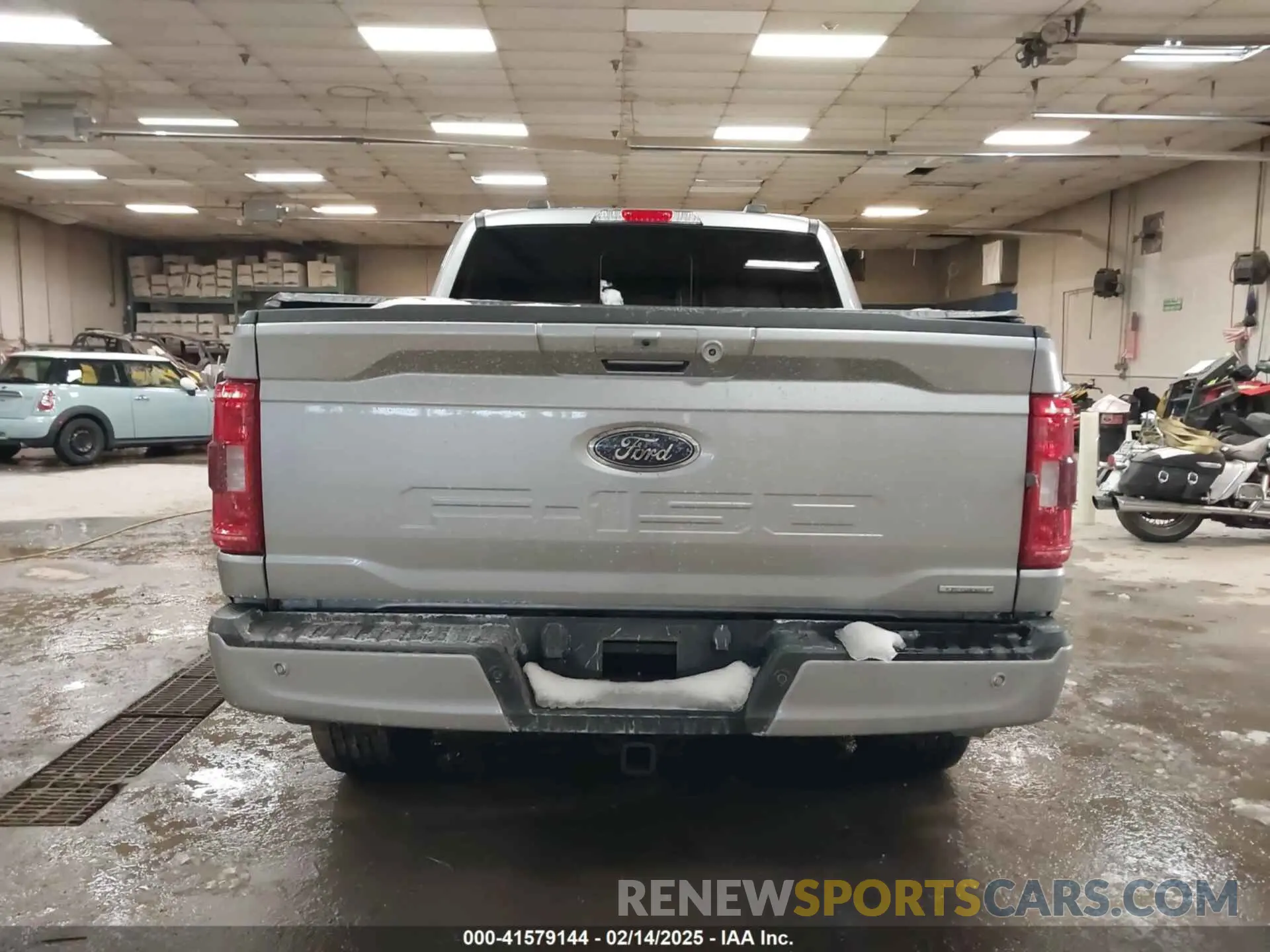 17 Photograph of a damaged car 1FTFW1E81PFC00597 FORD F-150 2023
