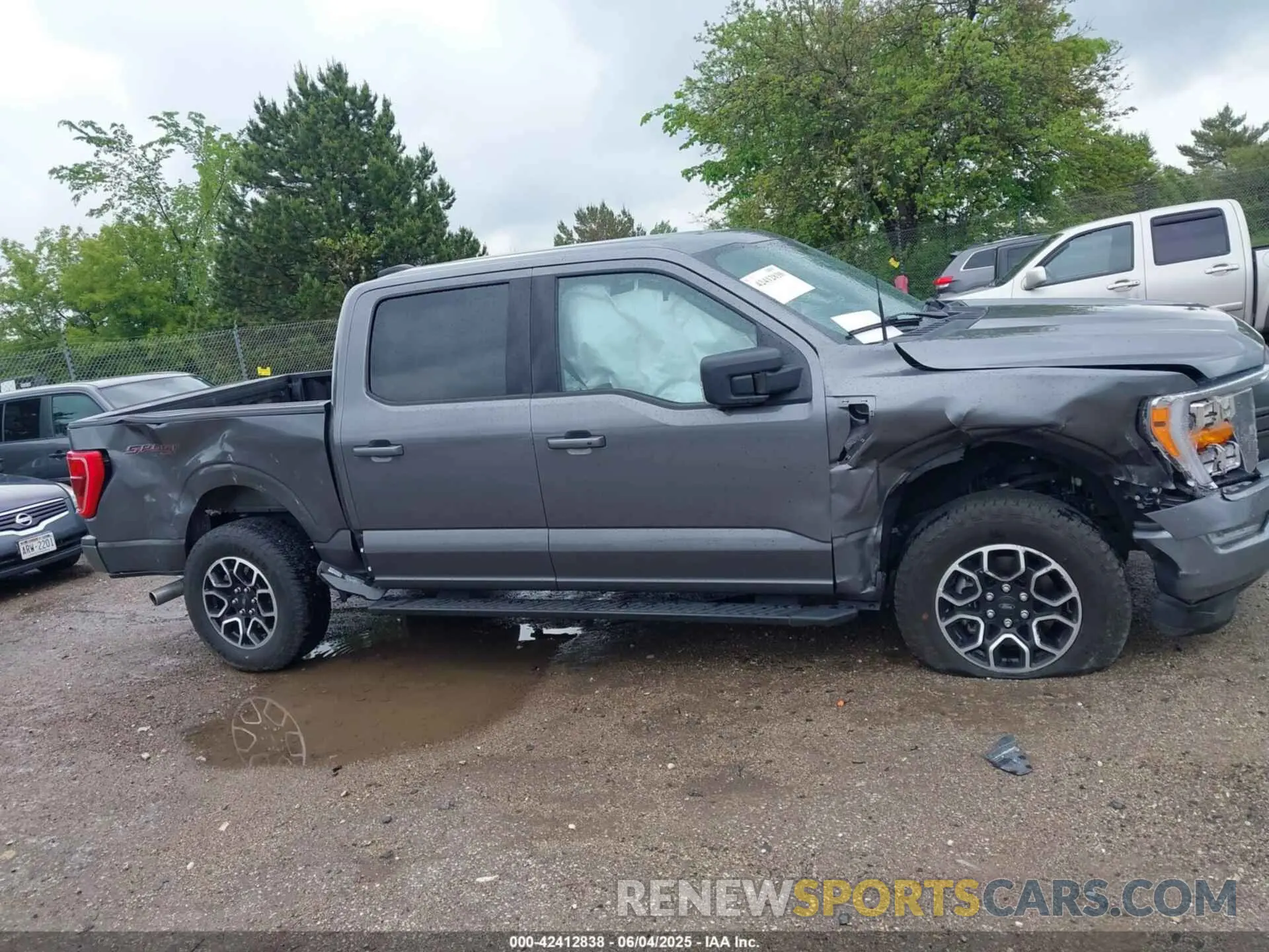 6 Photograph of a damaged car 1FTFW1E82PFB93207 FORD F-150 2023