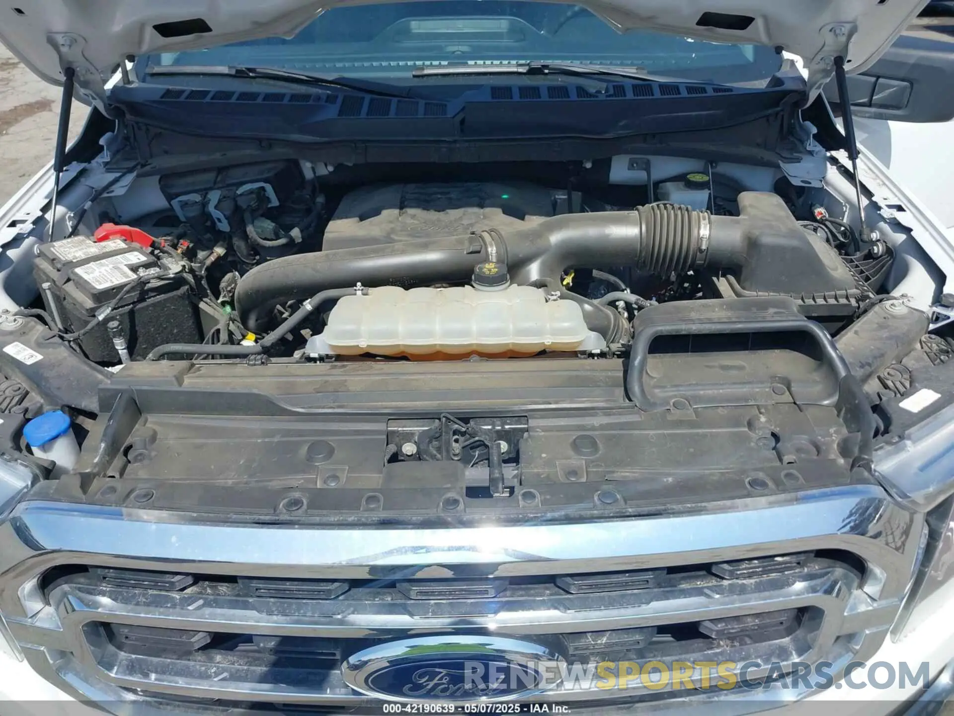 10 Photograph of a damaged car 1FTFW1E84PFB46941 FORD F-150 2023