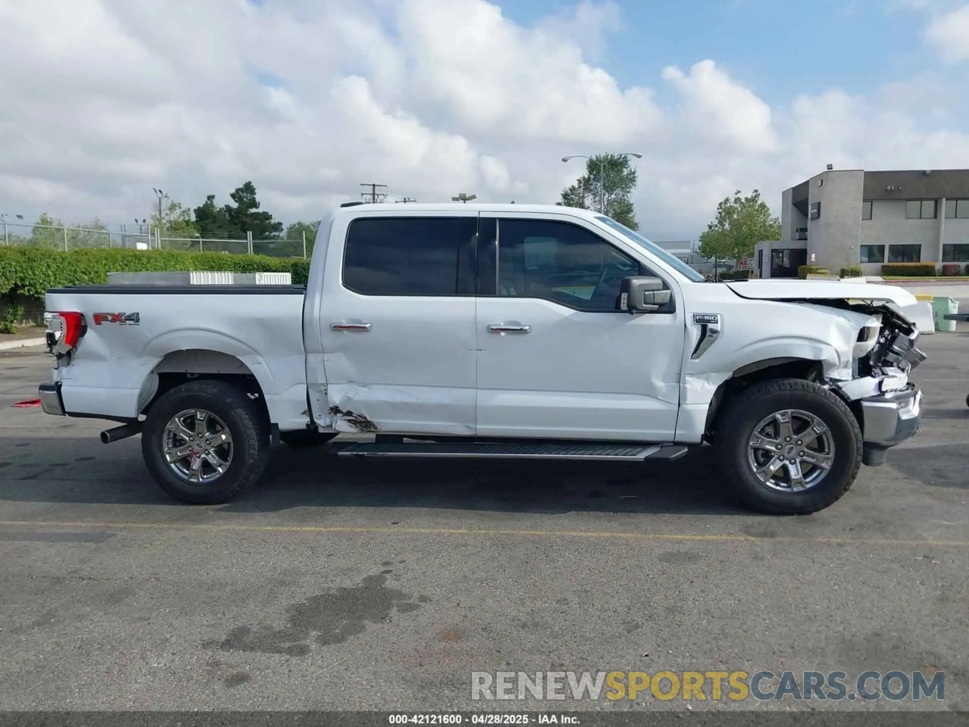 14 Photograph of a damaged car 1FTFW1E8XPKF87593 FORD F-150 2023